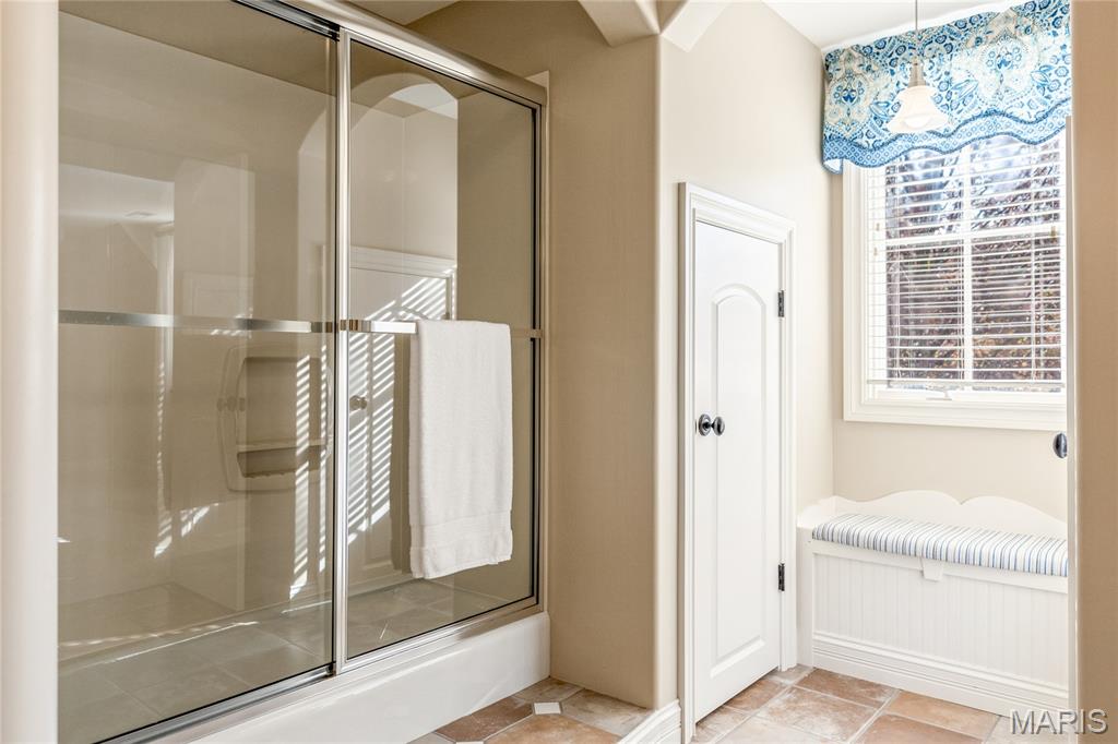 St Charles, Missouri, 63304, United States, 4 Bedrooms Bedrooms, ,6 BathroomsBathrooms,Residential,For Sale,1992889