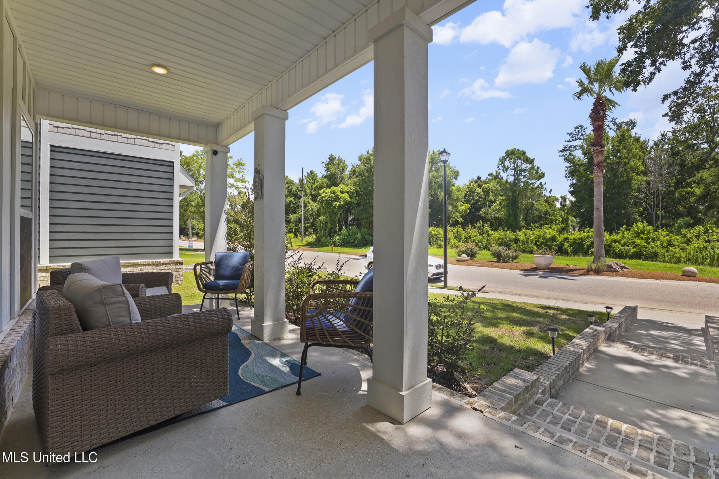 Biloxi, Mississippi, 39531, United States, 3 Bedrooms Bedrooms, ,3 BathroomsBathrooms,Residential,For Sale,1906978