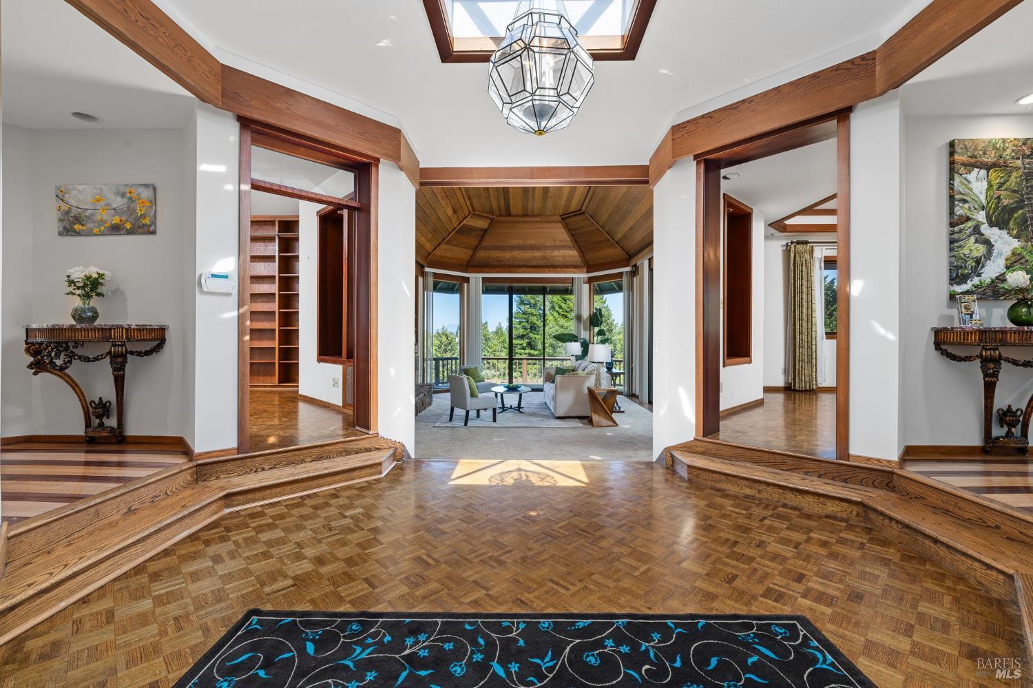 Sebastopol, California, 95472, United States, 4 Bedrooms Bedrooms, ,5 BathroomsBathrooms,Residential,For Sale,1980868