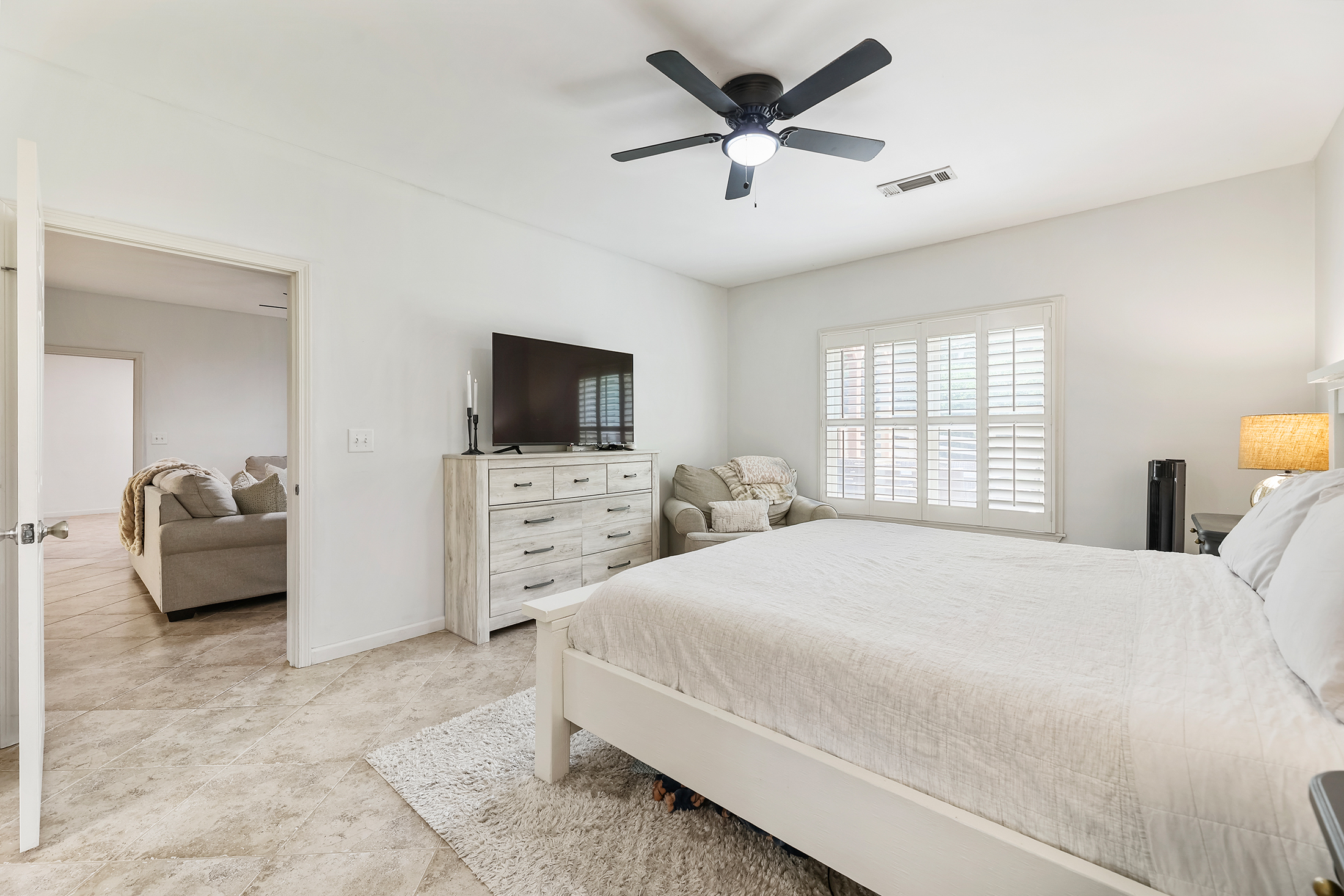  Enjoy Golf Course Living & One of North Forsyth