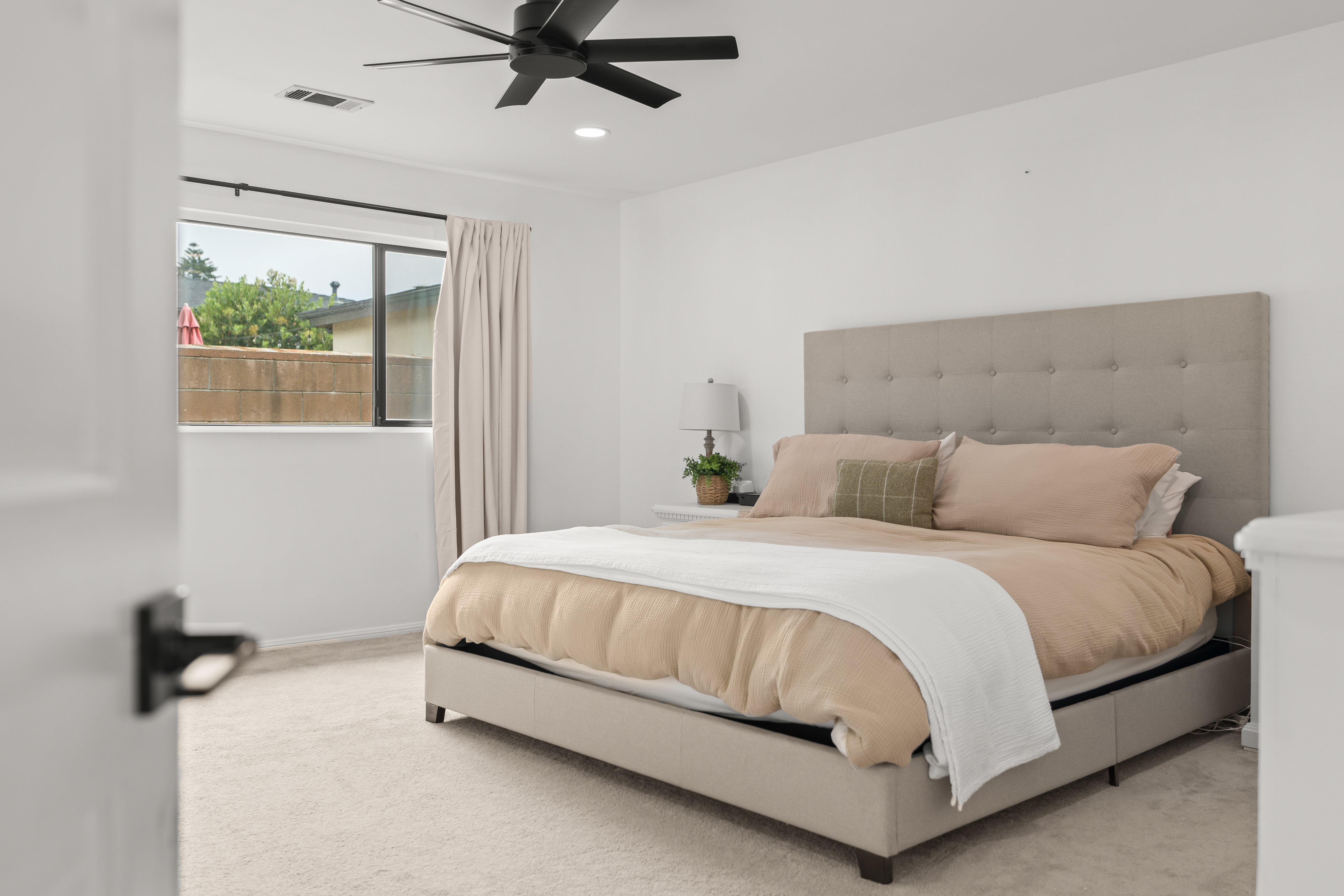  171 Lang Street, Ventura, CA 93003 - 物件實景