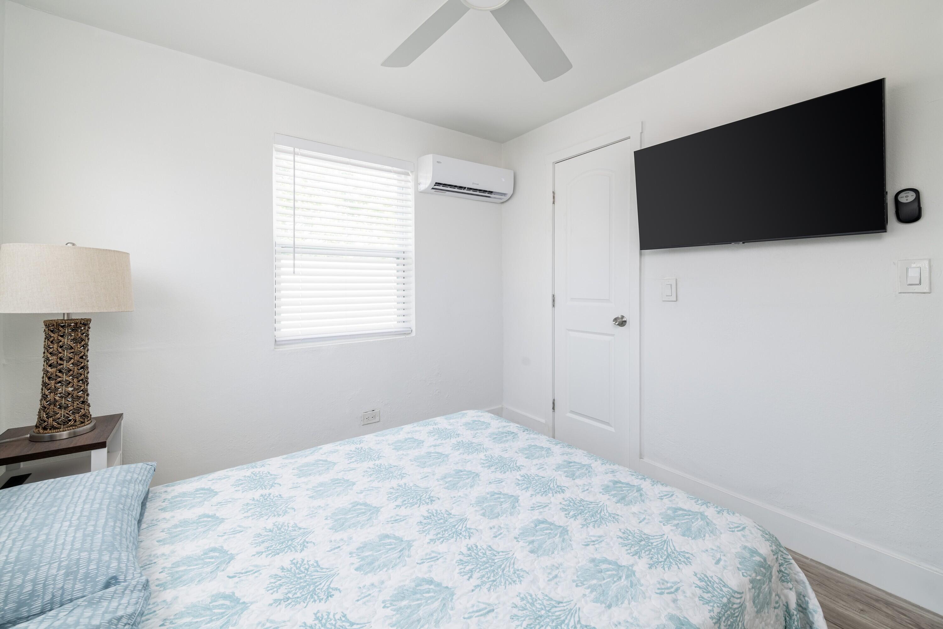 MARATHON, Florida, 33050, United States, 2 Bedrooms Bedrooms, ,2 BathroomsBathrooms,Residential,For Sale,1793484