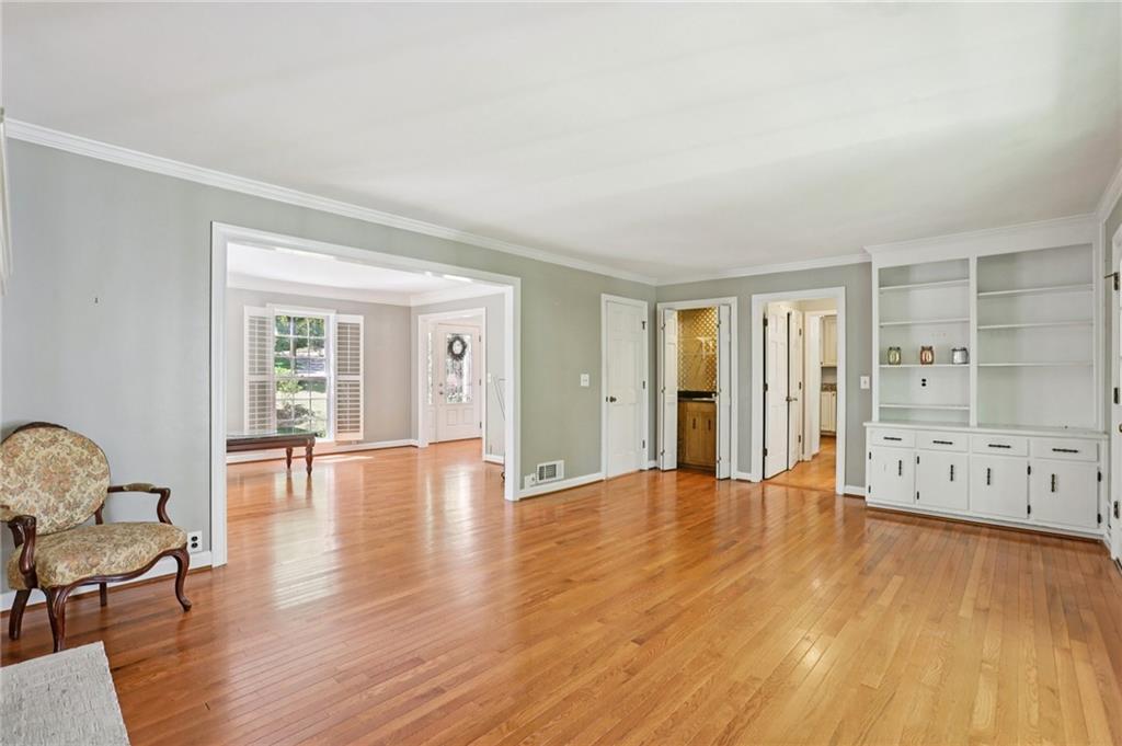 Marietta, Georgia, 30068, United States, 5 Bedrooms Bedrooms, ,4 BathroomsBathrooms,Residential,For Sale,2037798