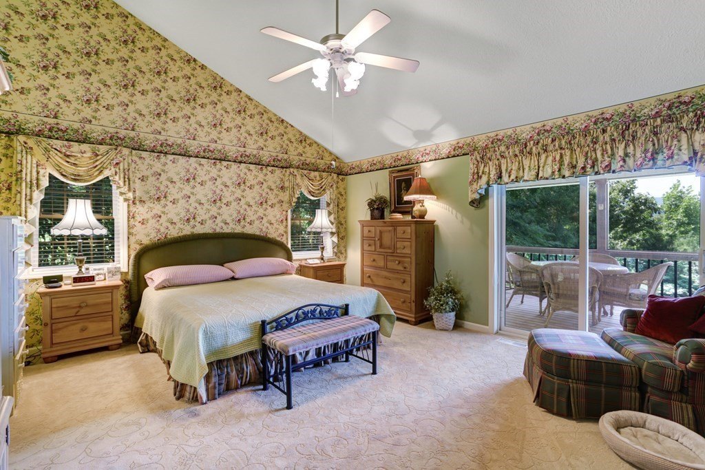 Young Harris, Georgia, 30582, United States, 3 Bedrooms Bedrooms, ,3 BathroomsBathrooms,Residential,For Sale,1979035