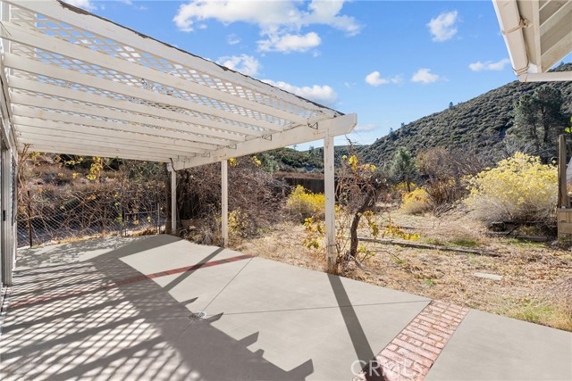 Lake Hughes, California, 93532, United States, 3 Bedrooms Bedrooms, ,2 BathroomsBathrooms,Residential,For Sale,2005149