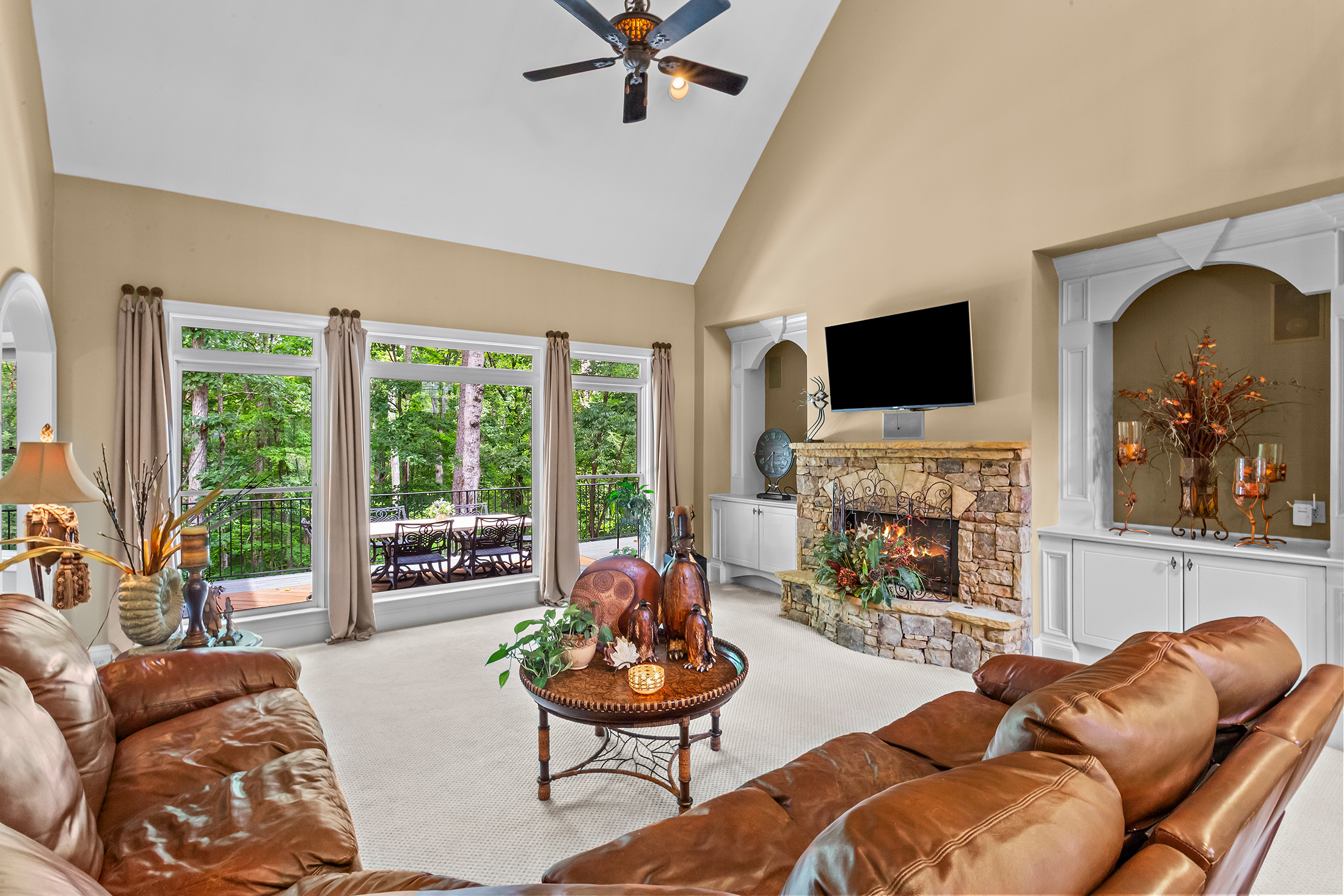  Timeless Craftsman Luxury with Unmatched Privacy in West Cobb - 物件實景
