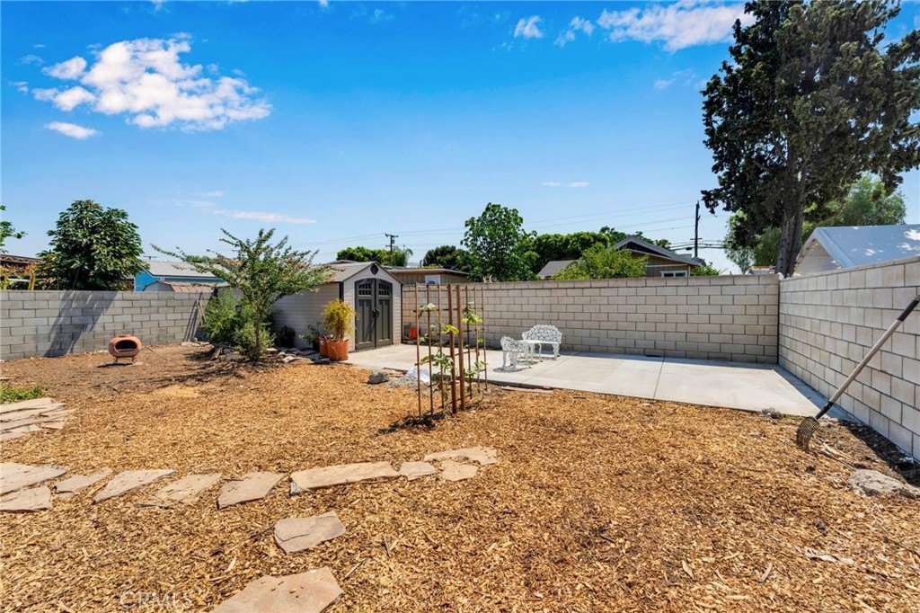 Baldwin Park, California, 91706, United States, 2 Bedrooms Bedrooms, ,1 BathroomBathrooms,Residential,For Sale,1895023