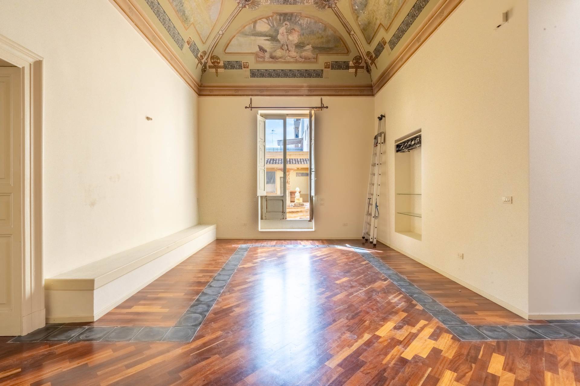 Piazza Anime / Corso Roma, Brindisi, Brindisi, 72100, IT, 8 Bedrooms Bedrooms, ,2 BathroomsBathrooms,Residential,For Sale,Piazza Anime / Corso Roma,1629554