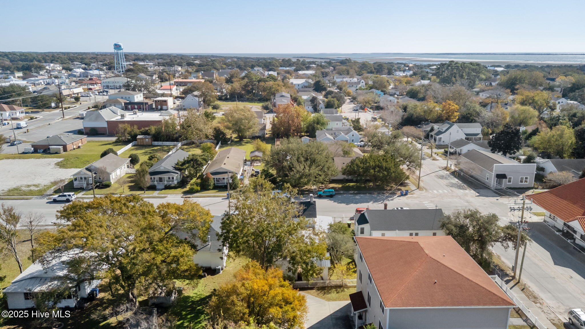 Beaufort, North Carolina, 28516, United States, 3 Bedrooms Bedrooms, ,2 BathroomsBathrooms,Residential,For Sale,1994463