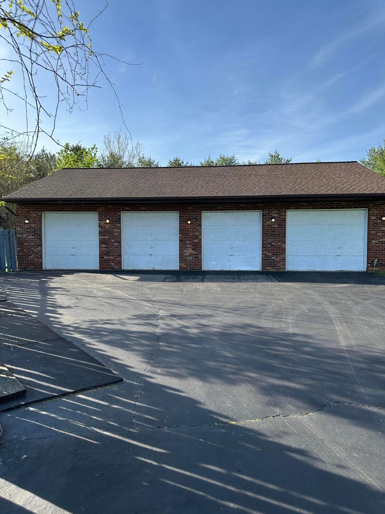 Lockbourne, Ohio, 43137, United States, 3 Bedrooms Bedrooms, ,3 BathroomsBathrooms,Residential,For Sale,1917024