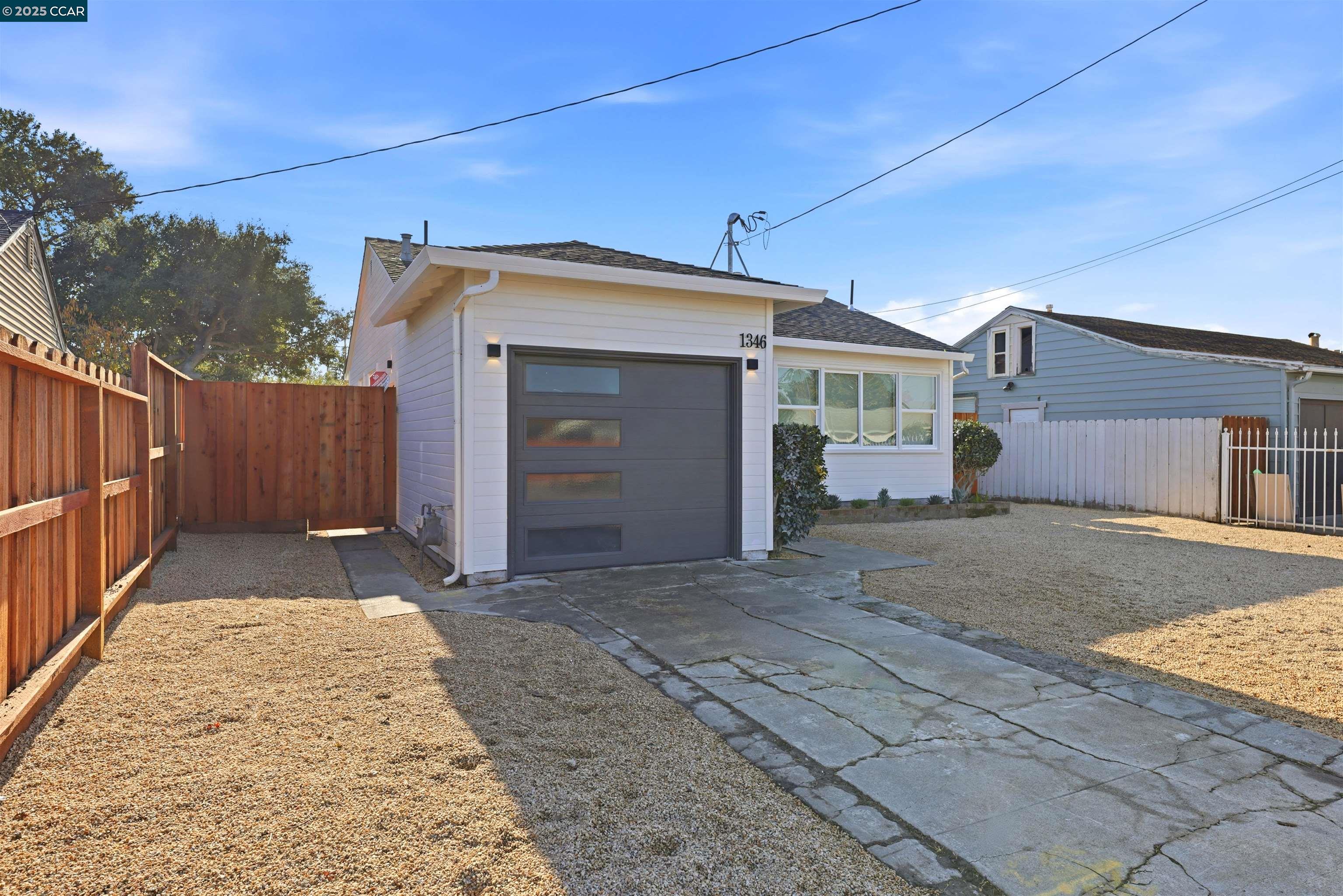 San Pablo, California, 94806, United States, 3 Bedrooms Bedrooms, ,1 BathroomBathrooms,Residential,For Sale,2003031