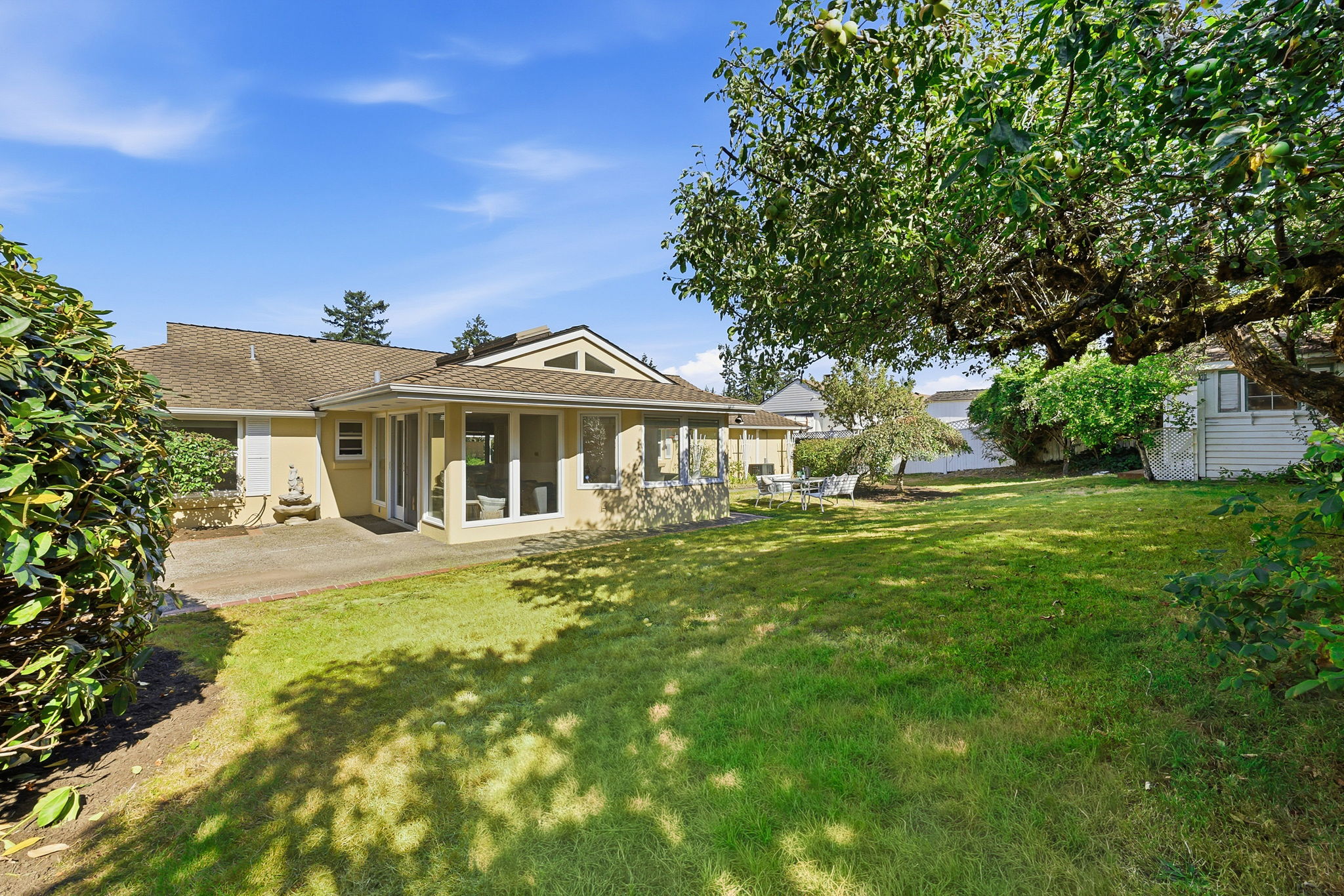  1016 Sunset Wy, Bellevue, WA 98004 - 物件實景