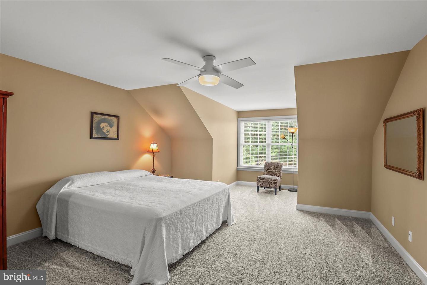 York, Pennsylvania, 17403, United States, 3 Bedrooms Bedrooms, ,3 BathroomsBathrooms,Residential,For Sale,1940325