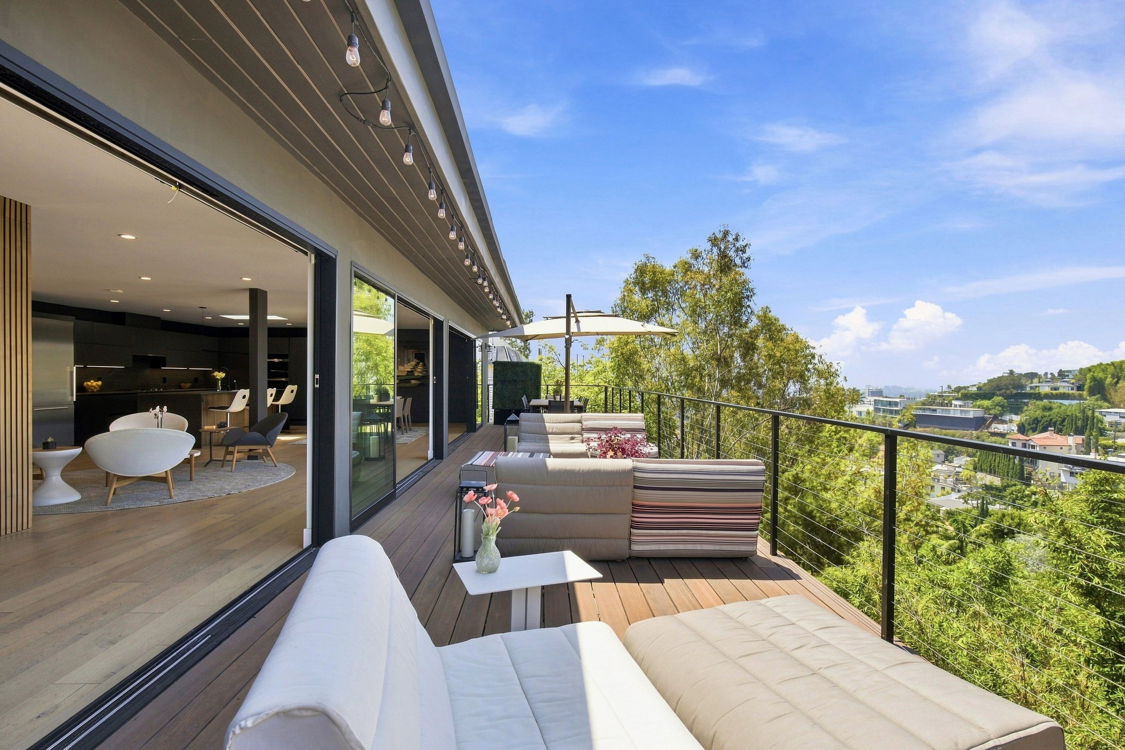  Turnkey Contemporary in Hollywood Hills - 物件實景