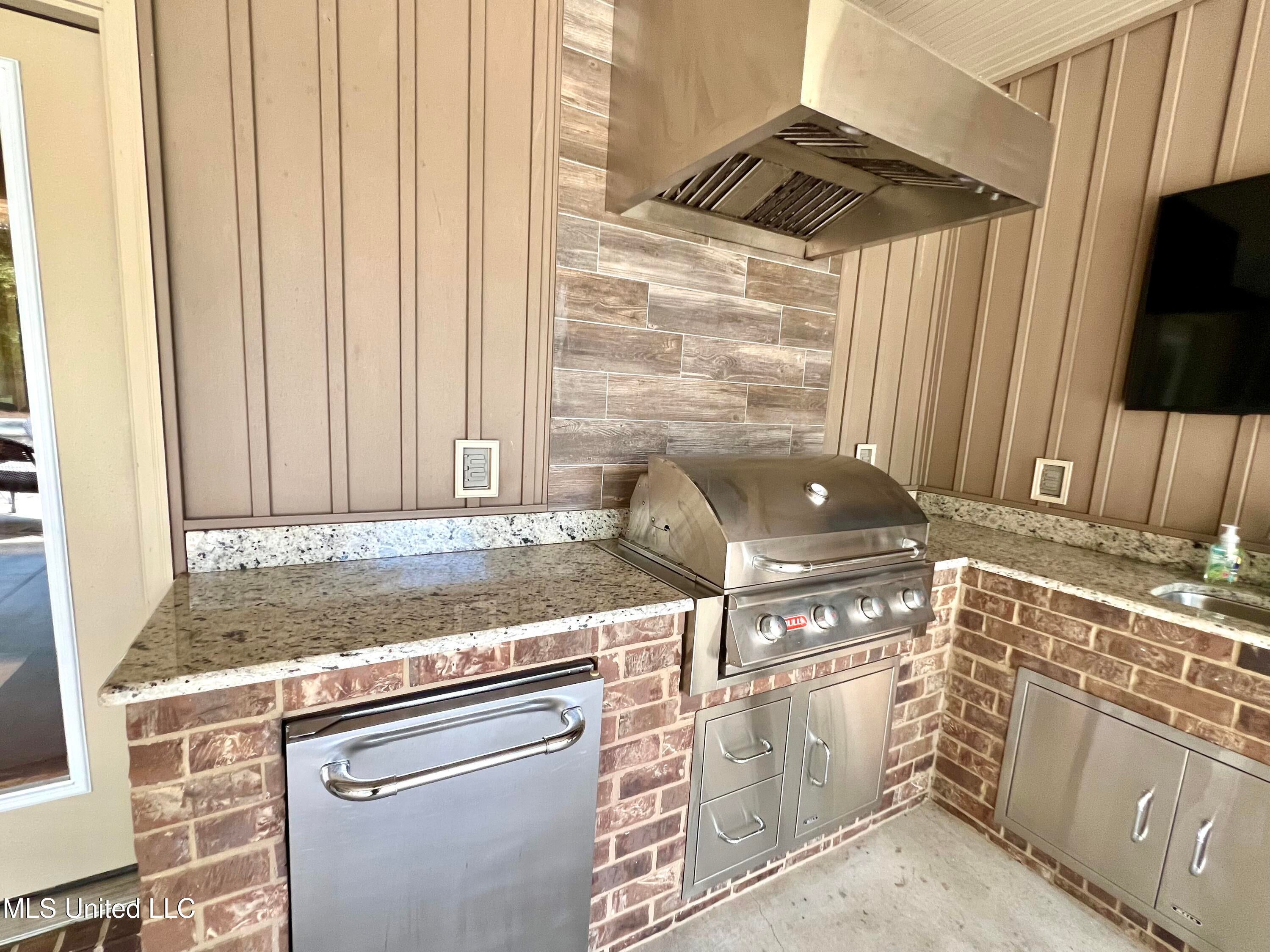 Lucedale, Mississippi, 39452, United States, 4 Bedrooms Bedrooms, ,3 BathroomsBathrooms,Residential,For Sale,1890543