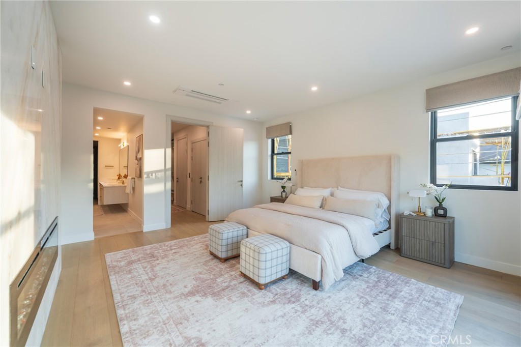 Huntington Beach, California, 92648, United States, 3 Bedrooms Bedrooms, ,5 BathroomsBathrooms,Residential,For Sale,2003455