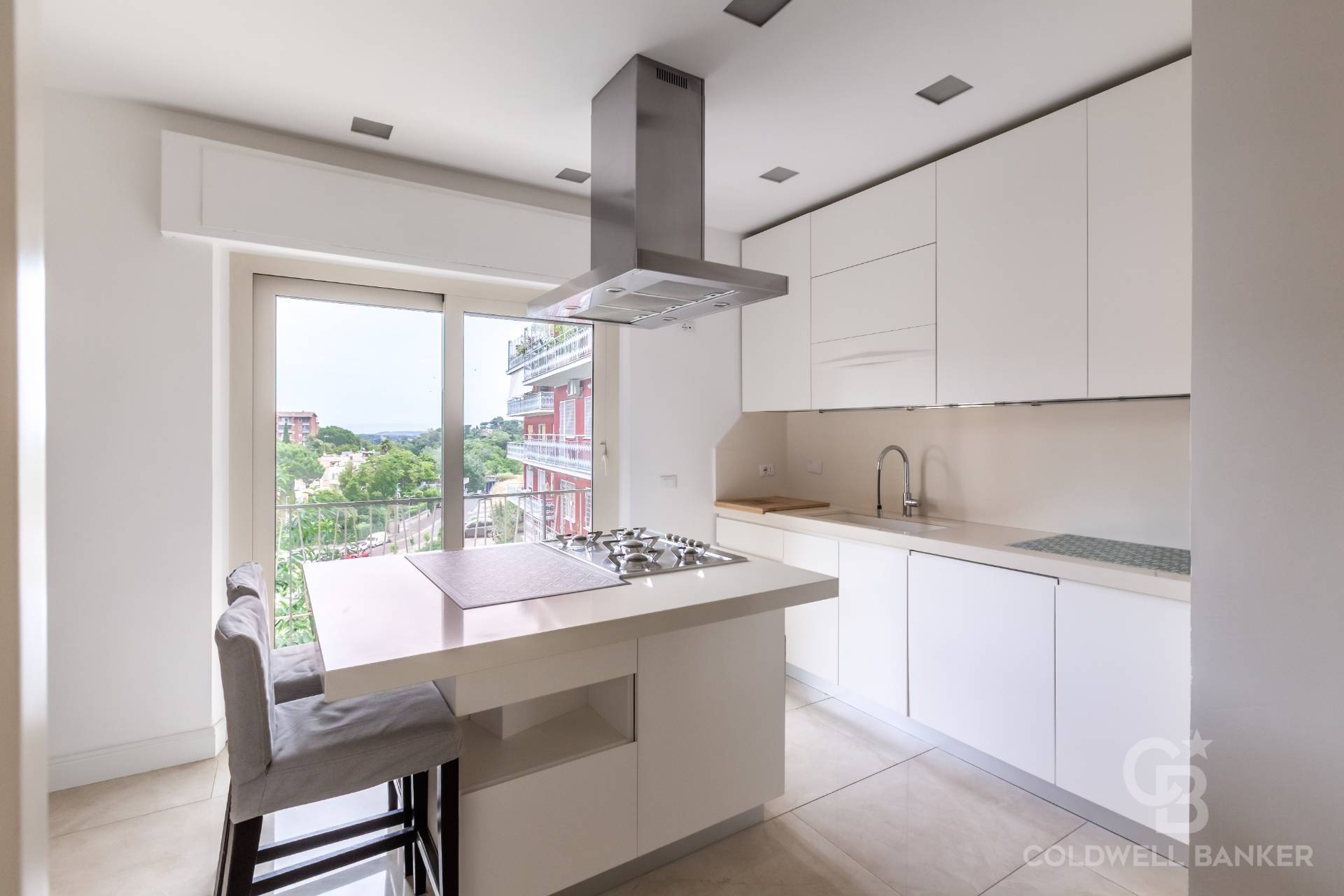 Roma, Roma, 00100, IT, 3 Bedrooms Bedrooms, ,3 BathroomsBathrooms,Residential,For Sale,1932847