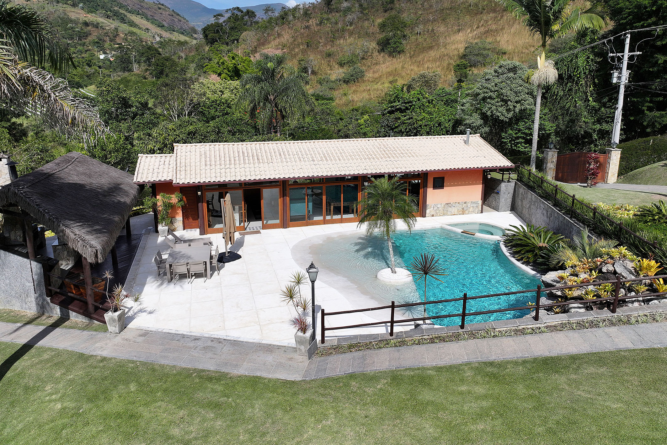  Private countryside retreat with extensive leisure amenities in Itaipava - 物件實景