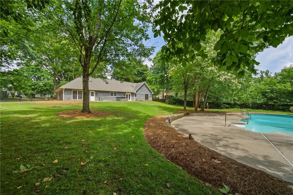 Roswell, Georgia, 30076, United States, 4 Bedrooms Bedrooms, ,3 BathroomsBathrooms,Residential,For Sale,2049337