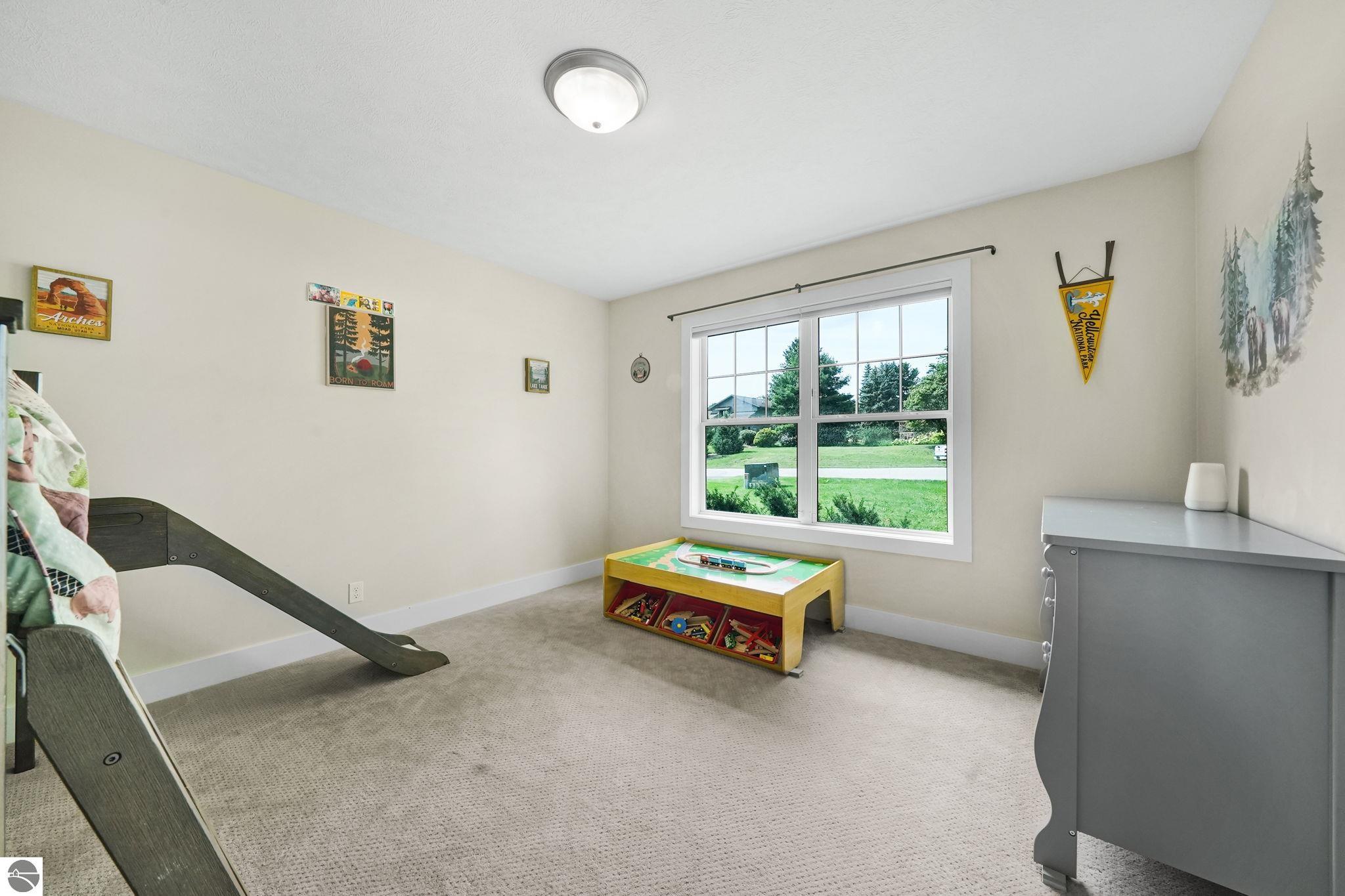 Traverse City, Michigan, 49686, United States, 4 Bedrooms Bedrooms, ,2 BathroomsBathrooms,Residential,For Sale,1980692