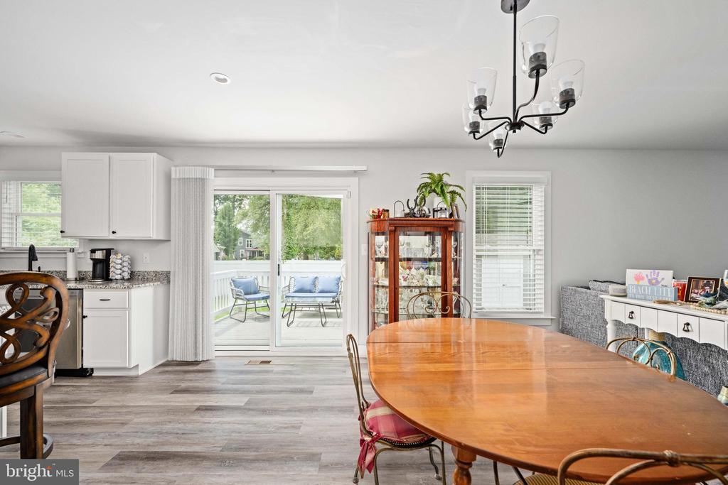 Colonial Beach, Virginia, 22443, United States, 4 Bedrooms Bedrooms, ,3 BathroomsBathrooms,Residential,For Sale,1917593