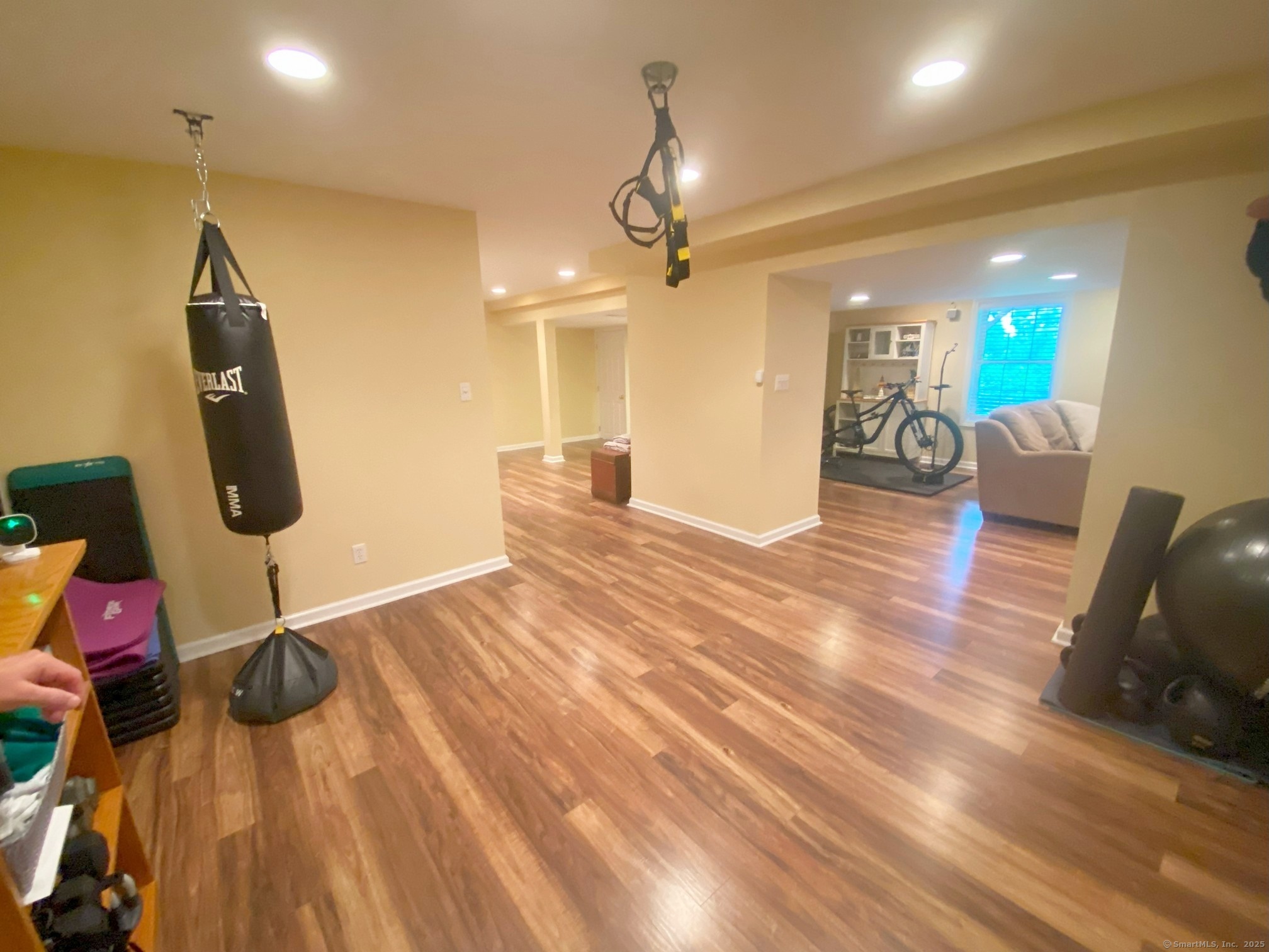 Southbury, Connecticut, 06488, United States, 4 Bedrooms Bedrooms, ,4 BathroomsBathrooms,Residential,For Sale,1932401