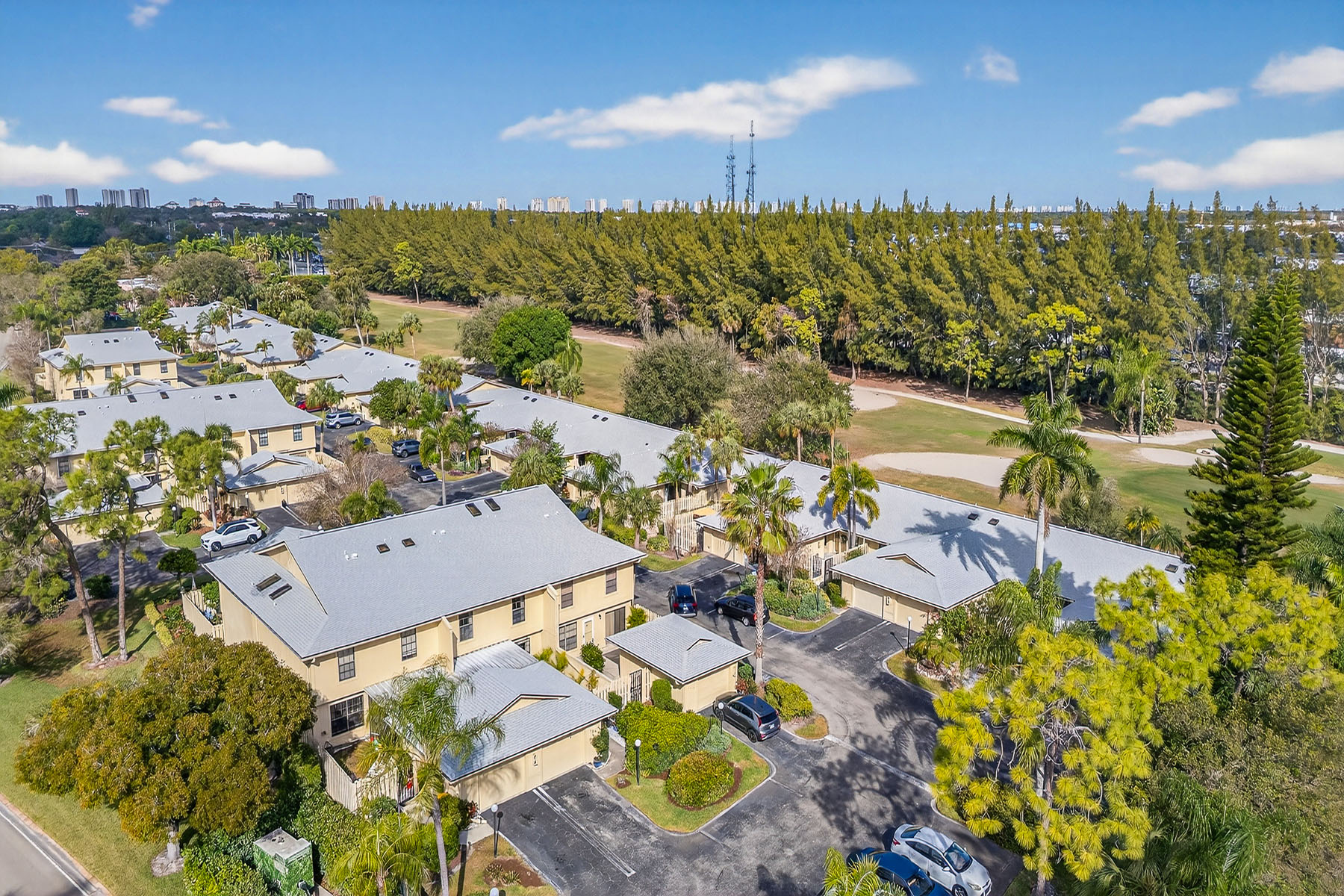  FOREST LAKES - FAIRWAY FOREST VILLAS - 物件實景