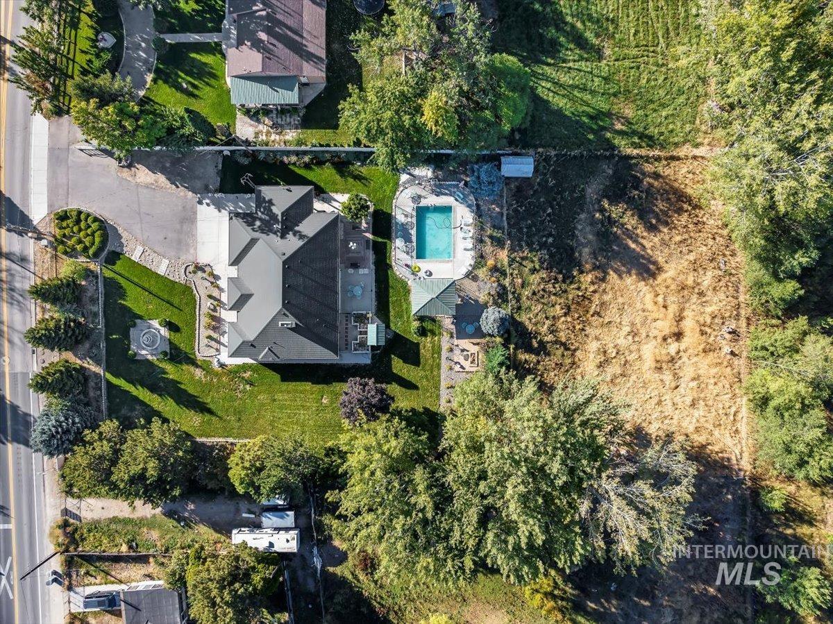 Nampa, Idaho, 83686-8635, United States, 4 Bedrooms Bedrooms, ,4 BathroomsBathrooms,Residential,For Sale,1907739