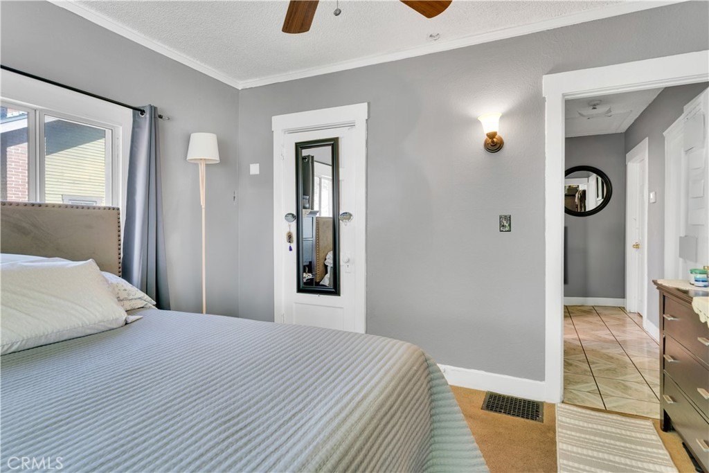 Pasadena, California, 91104, United States, 2 Bedrooms Bedrooms, ,1 BathroomBathrooms,Residential,For Sale,1944799