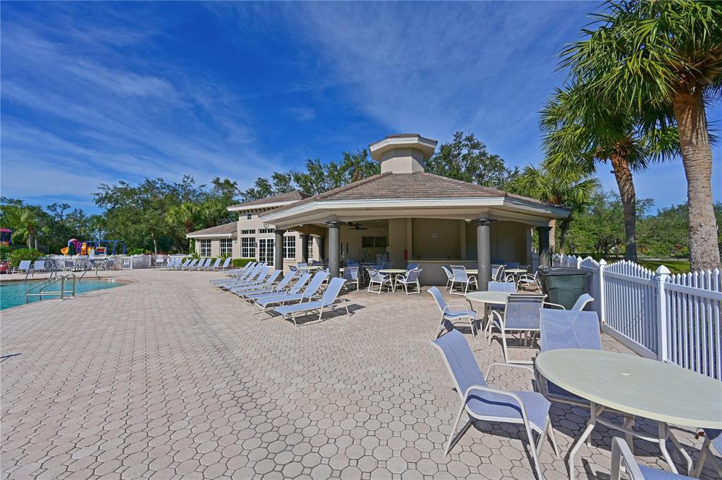 Bradenton, Florida, 34212, United States, 5 Bedrooms Bedrooms, ,3 BathroomsBathrooms,Residential,For Sale,1897819