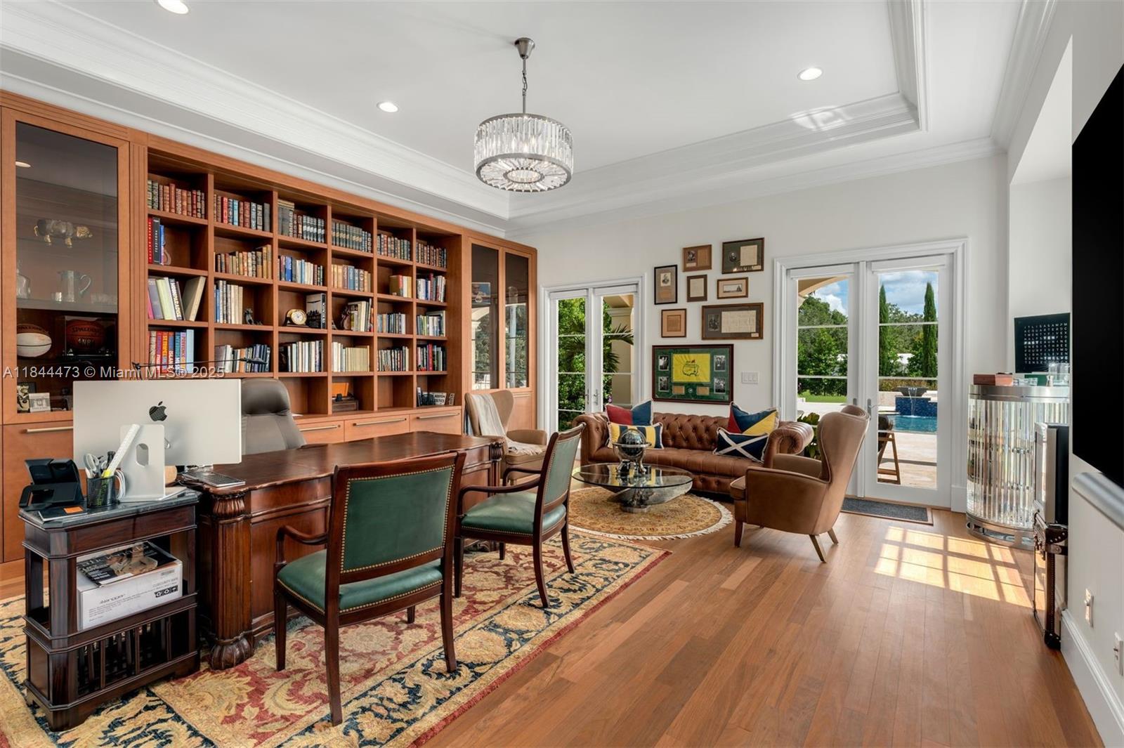 Miami, Florida, 33143, United States, 7 Bedrooms Bedrooms, ,10 BathroomsBathrooms,Residential,For Sale,1927451