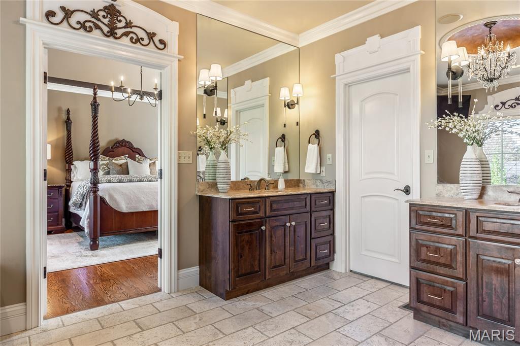 St Charles, Missouri, 63304, United States, 4 Bedrooms Bedrooms, ,6 BathroomsBathrooms,Residential,For Sale,1992889