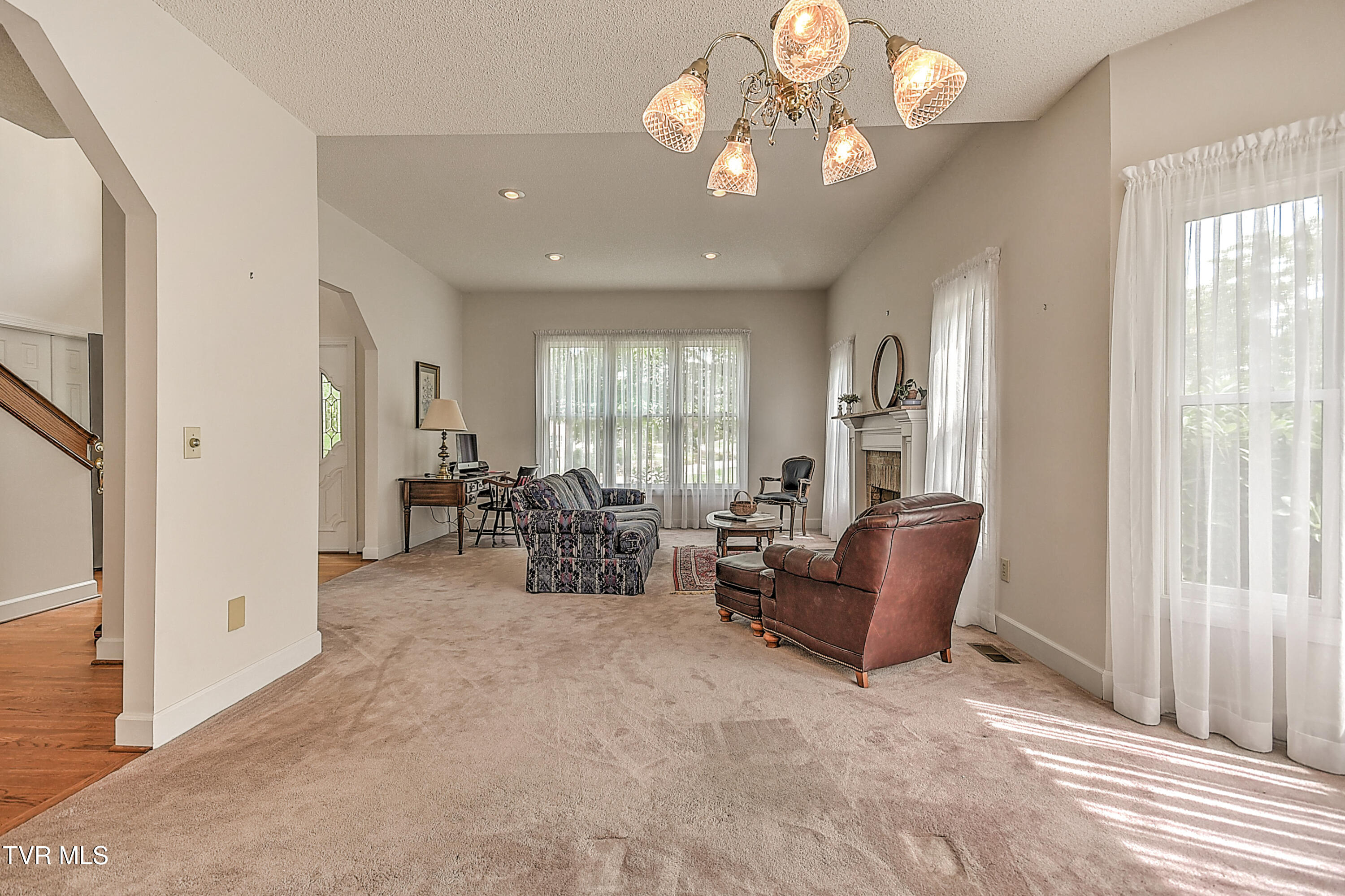 Johnson City, Tennessee, 37604, United States, 4 Bedrooms Bedrooms, ,3 BathroomsBathrooms,Residential,For Sale,1870775