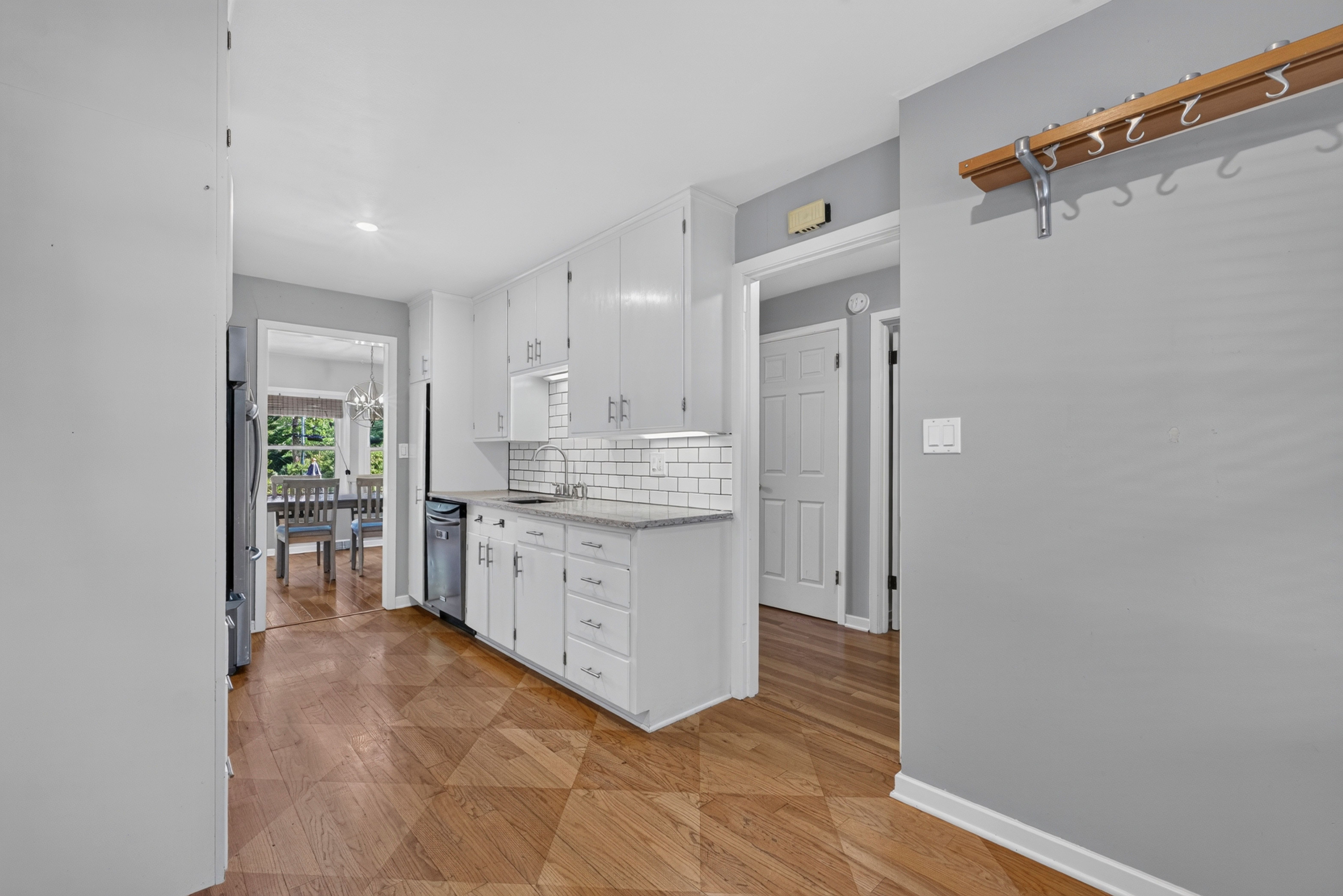  5714 West 77th Terrace, Prairie Village, KS 66208 - 物件實景