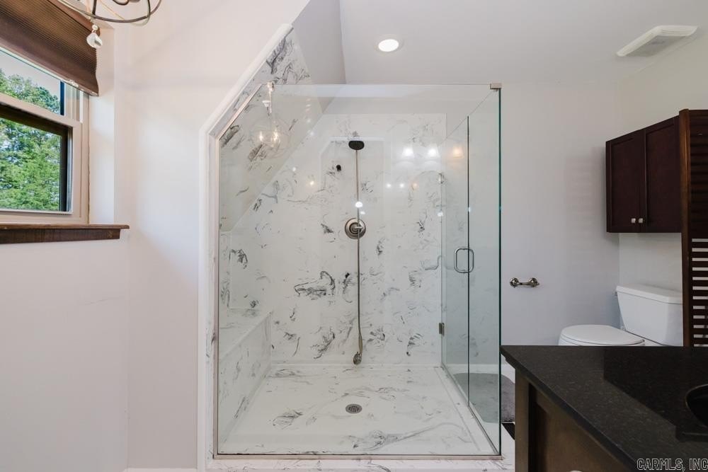 Benton, Arkansas, 72015, United States, 4 Bedrooms Bedrooms, ,3 BathroomsBathrooms,Residential,For Sale,1978701