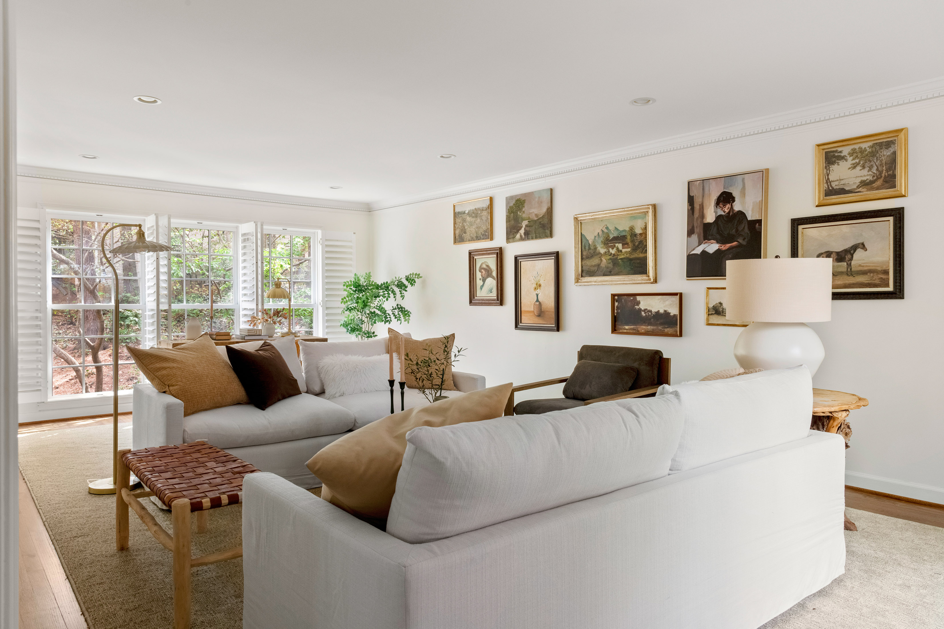  Beautifully Reimagined and Meticulously Maintained Home - 物件實景