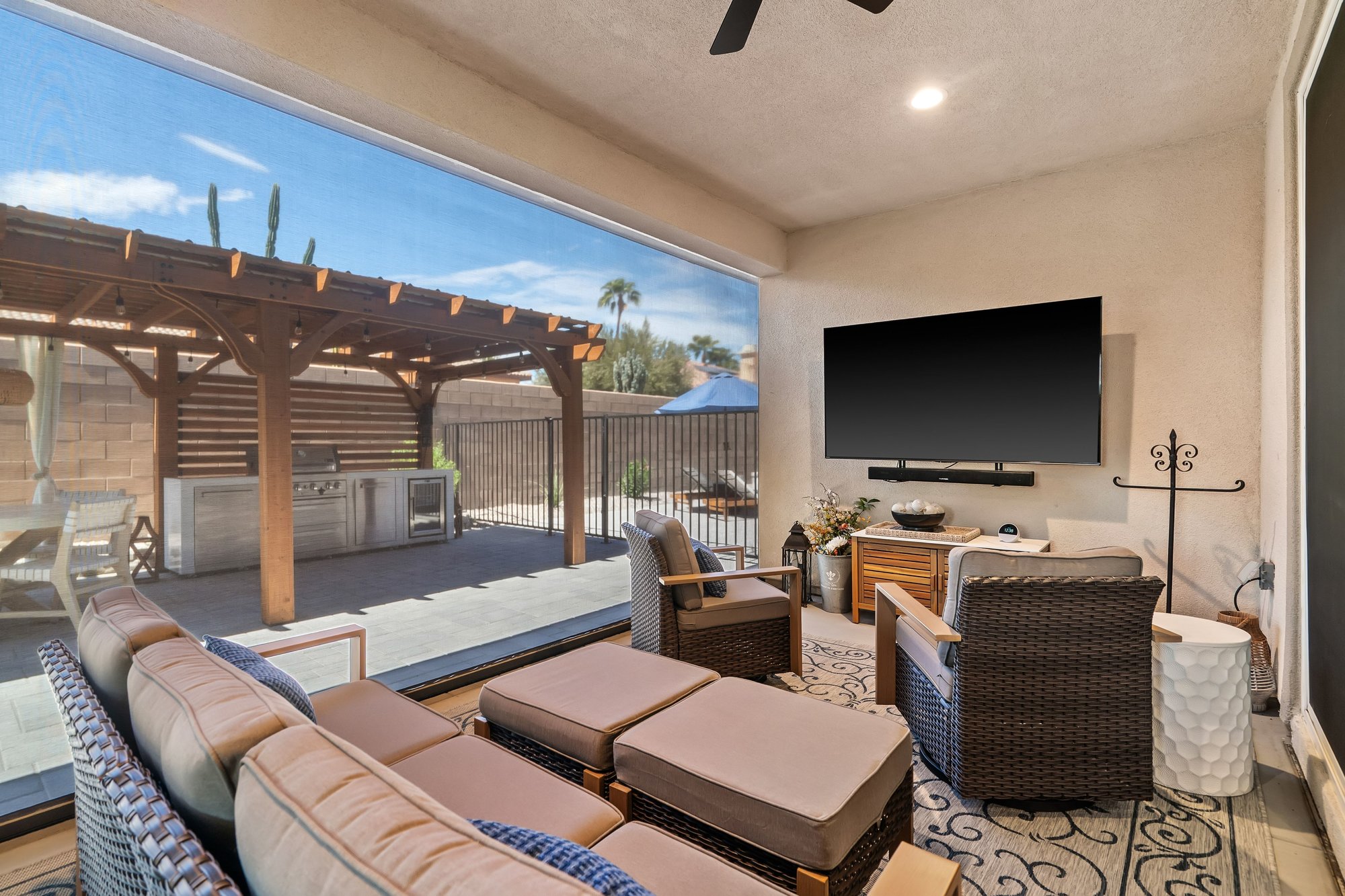  RARE LA QUINTA RETREAT DESIGNED FOR LUXURIOUS MULTIGENERATIONAL LIVING - 物件實景