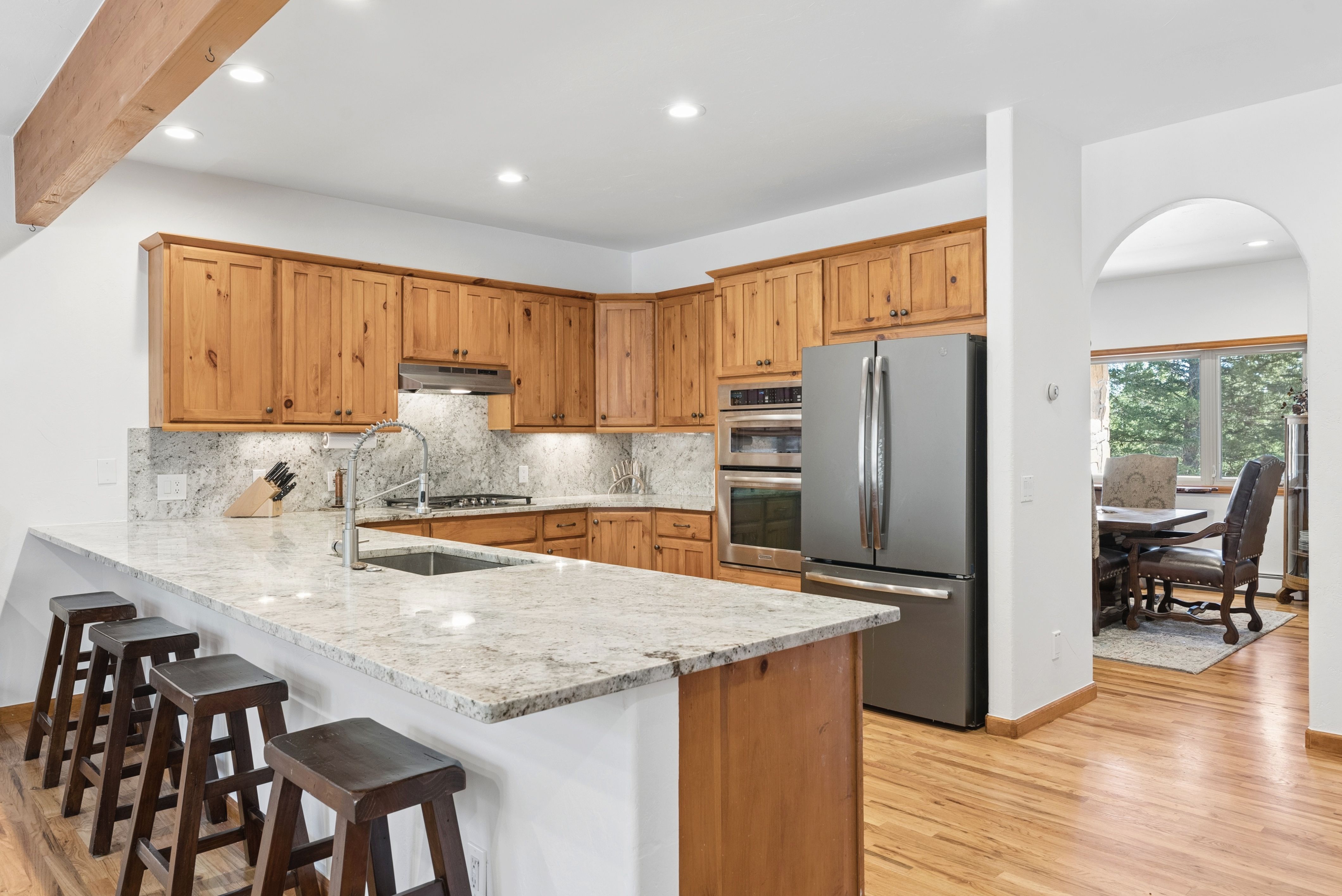  Comfort, Versatility & Evergreen Living - 物件實景