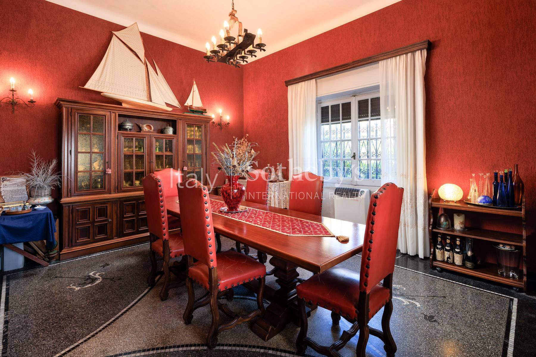  Elegant villa with private bay in Varazze - 物件實景
