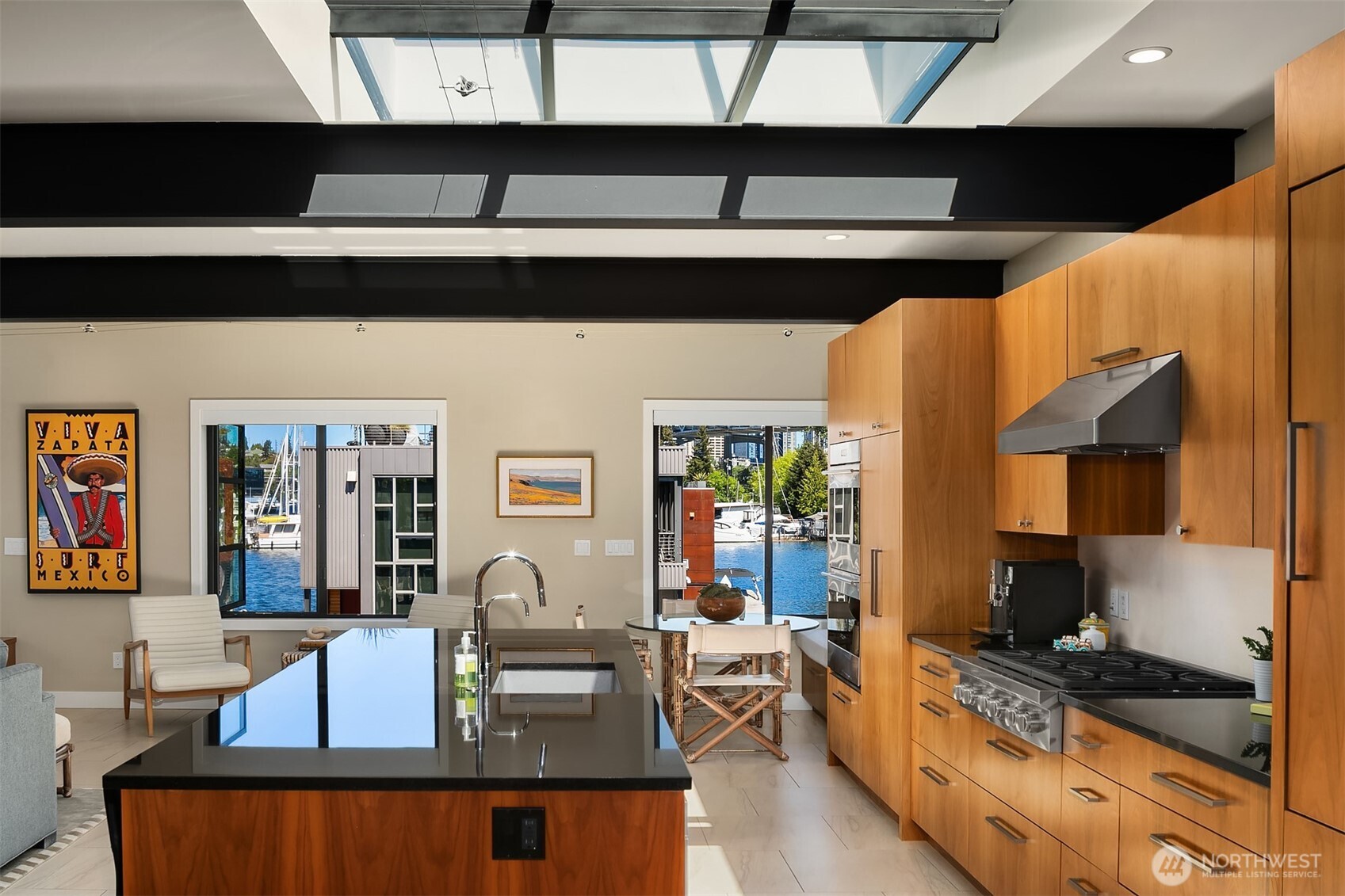 Seattle, Washington, 98102, United States, 3 Bedrooms Bedrooms, ,2 BathroomsBathrooms,Residential,For Sale,1807048