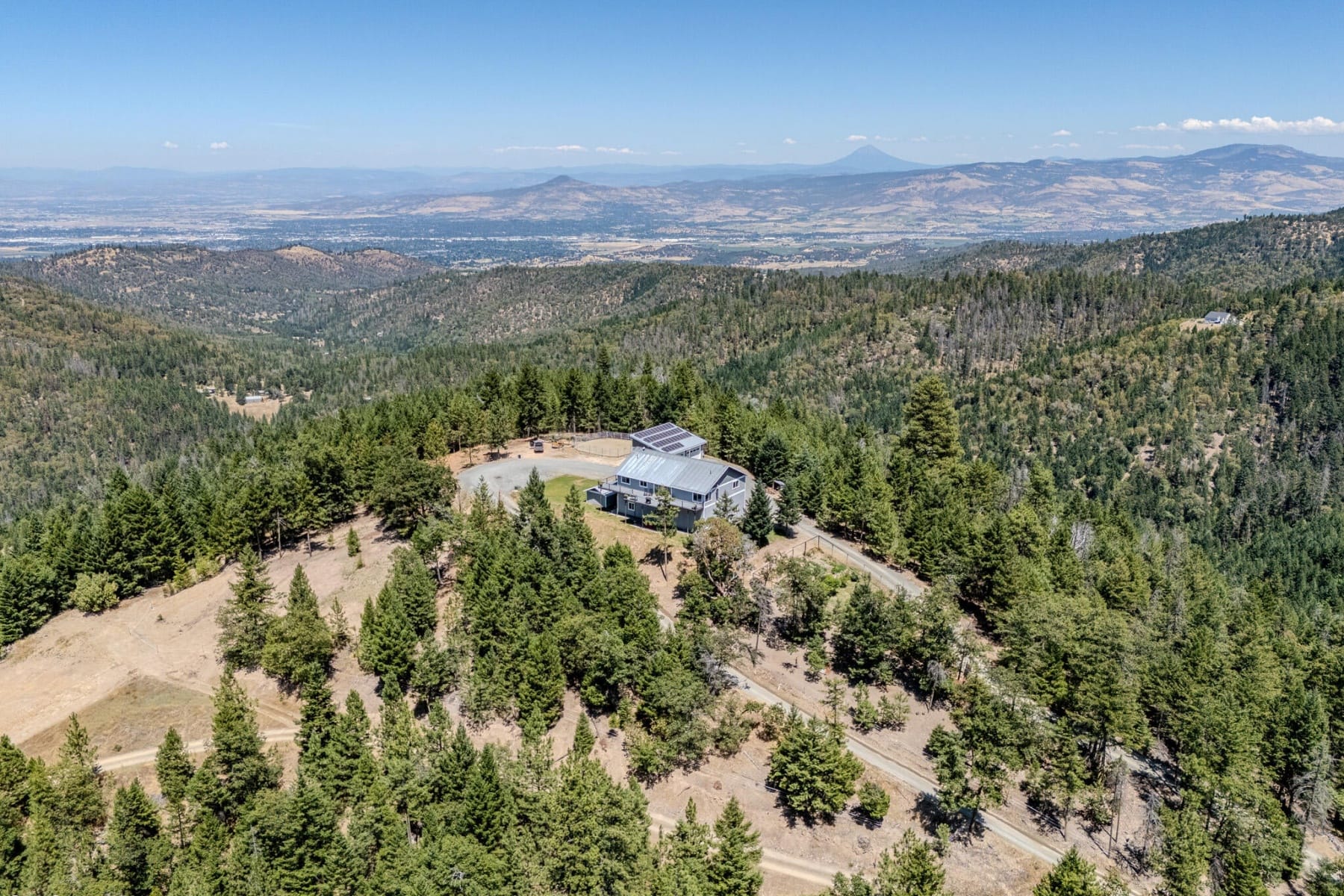  7036 Griffin Lane Jacksonville, OR 97530 - 物件實景