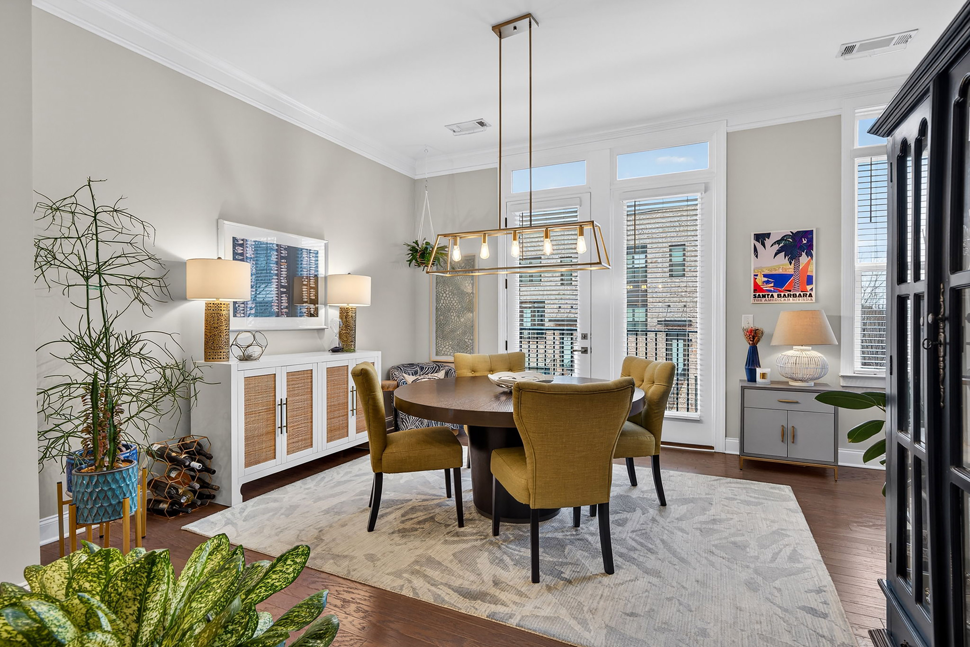  Stunning Three Bedroom Townhome in Convenient Boutique Community - 物件實景