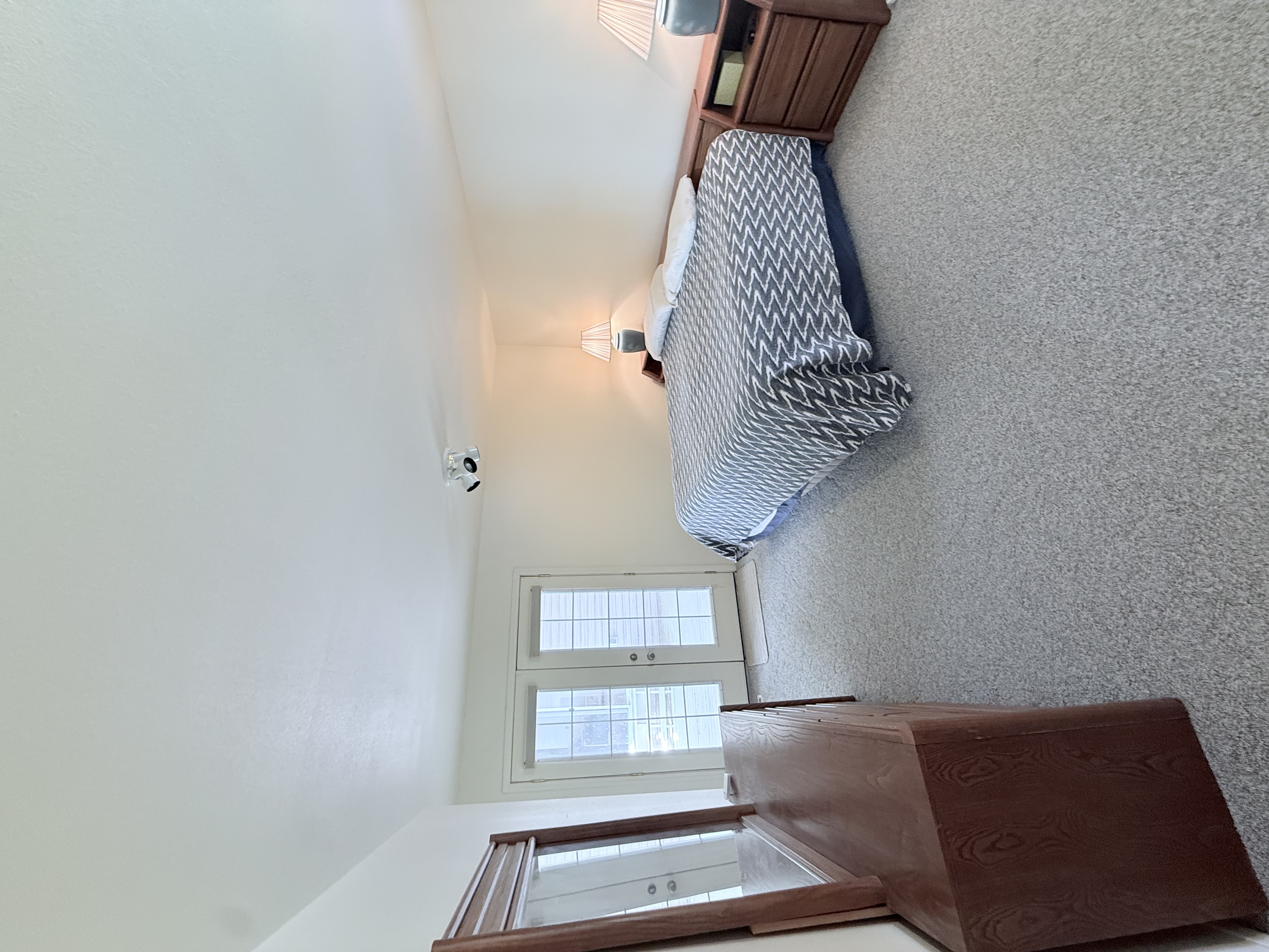 Sagle, Idaho, 83860, United States, 5 Bedrooms Bedrooms, ,4 BathroomsBathrooms,Residential,For Sale,1982064