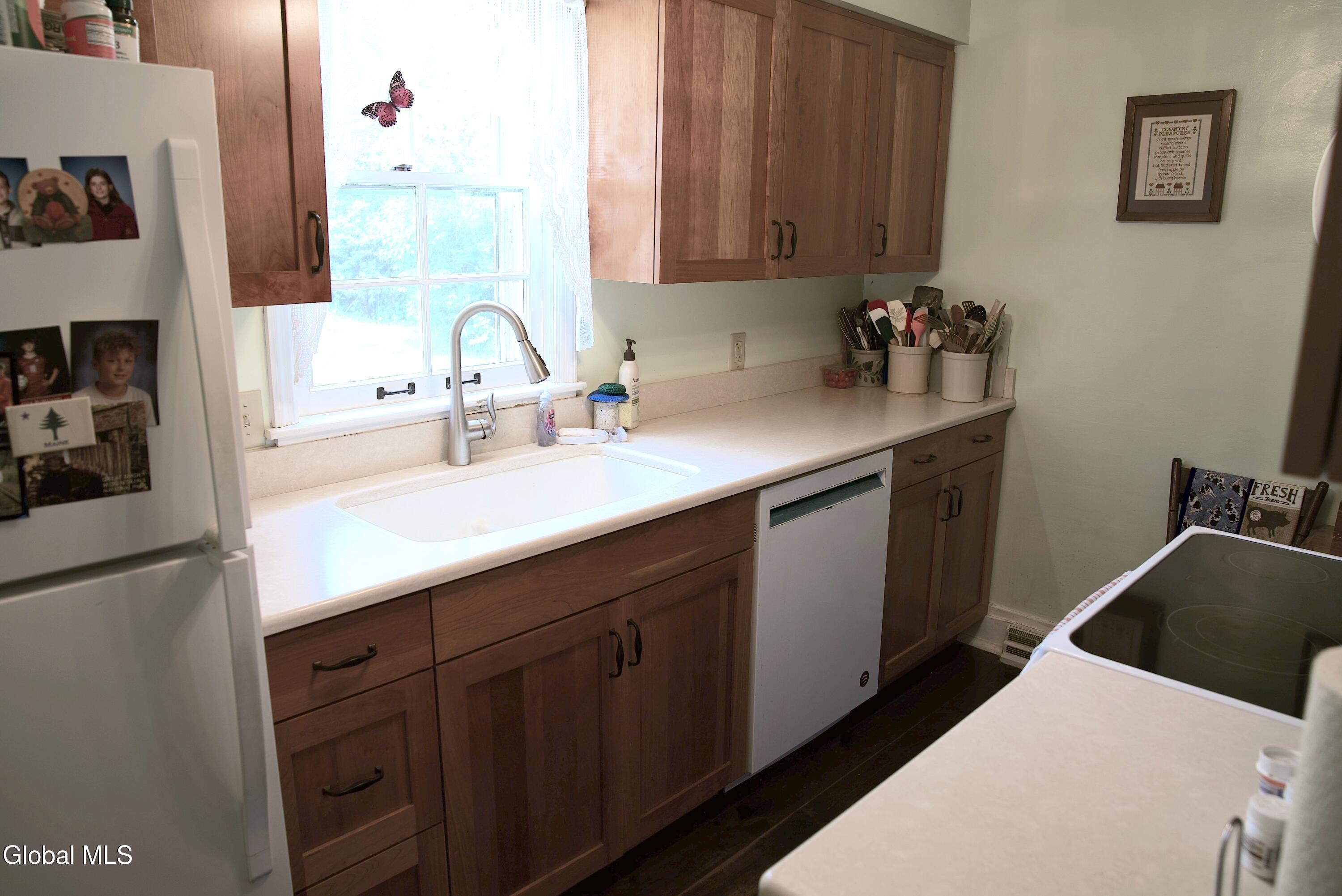 Wright, New York, 12053, United States, 5 Bedrooms Bedrooms, ,3 BathroomsBathrooms,Residential,For Sale,2049313