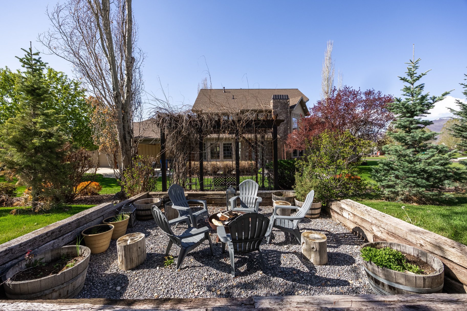  Custom Home In Dutch Fields Community In Midway - 物件實景