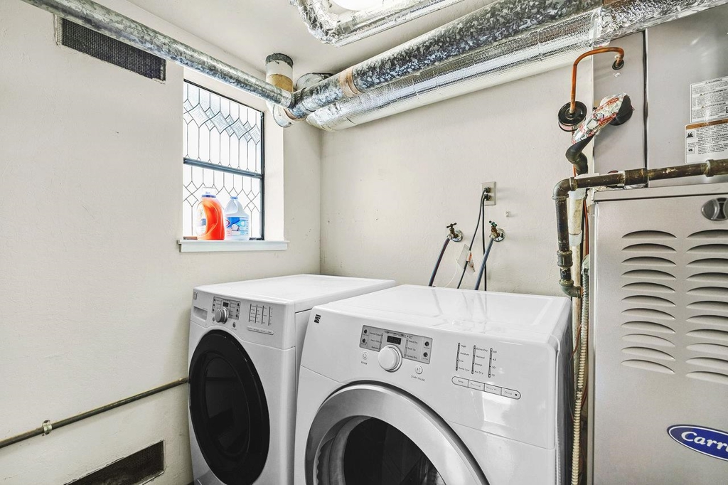 Hayward, California, 94541, United States, 2 Bedrooms Bedrooms, ,2 BathroomsBathrooms,Residential,For Sale,2012744