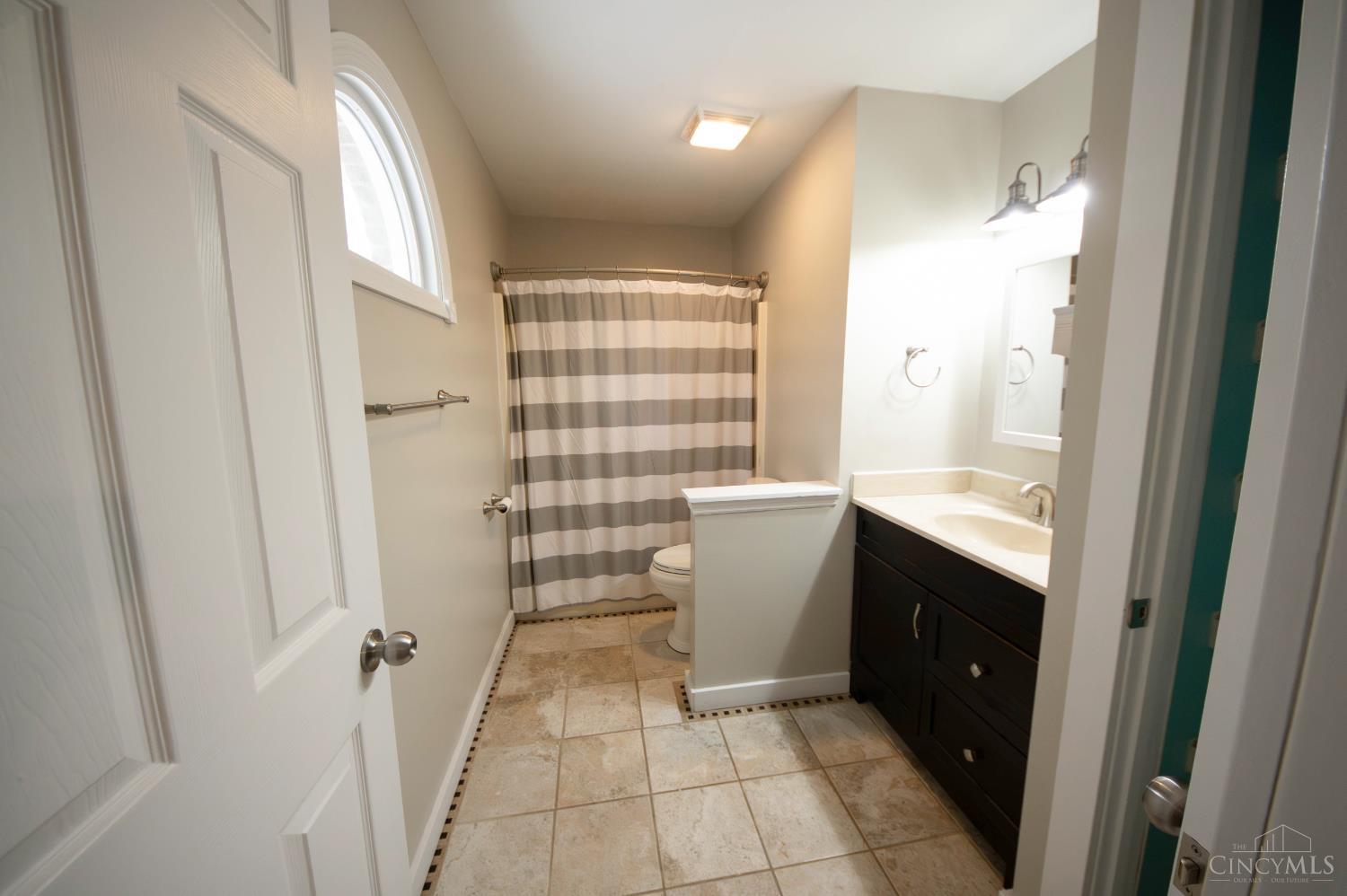 Goshen, Ohio, 45122, United States, 3 Bedrooms Bedrooms, ,3 BathroomsBathrooms,Residential,For Sale,1992165