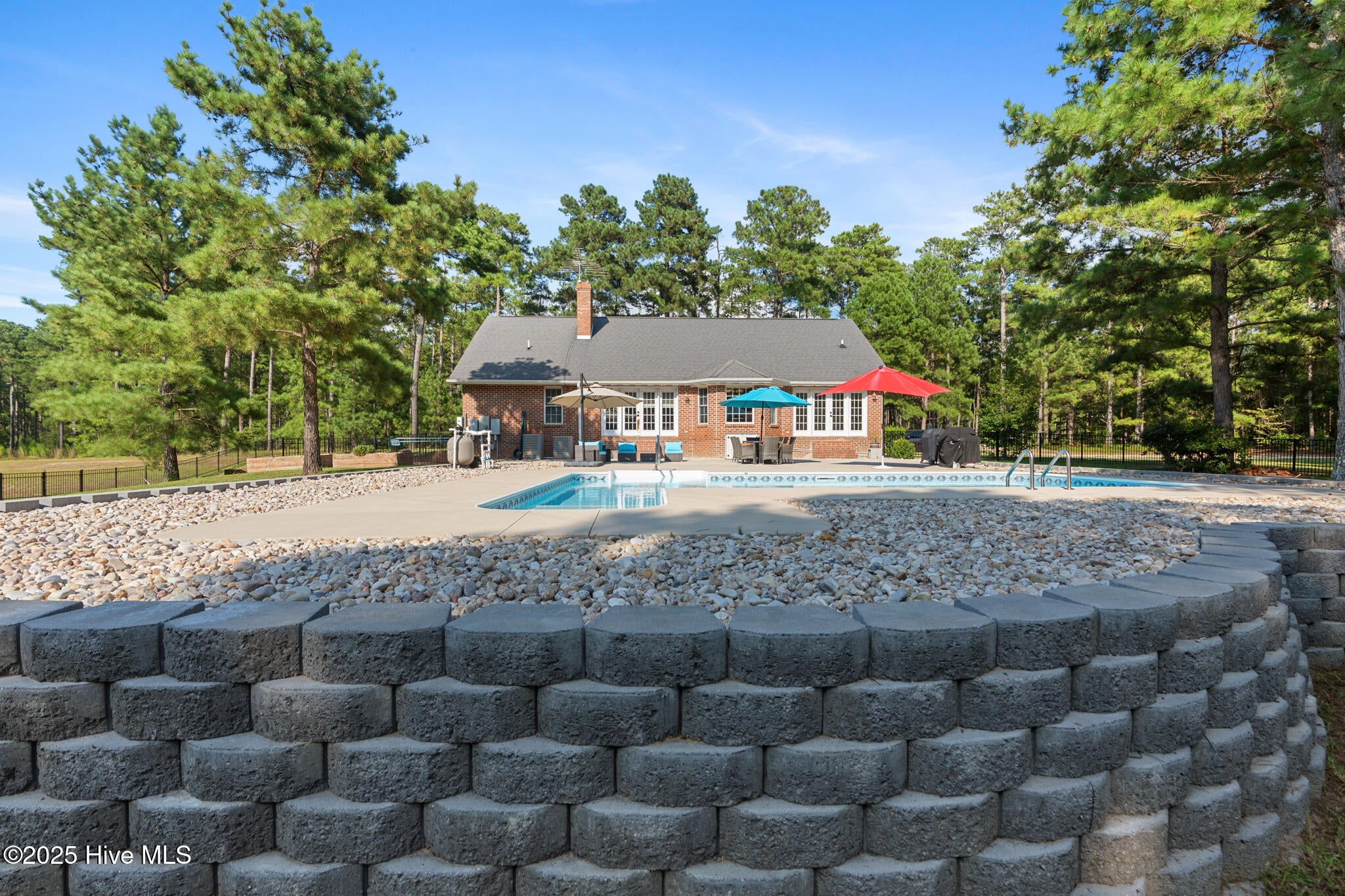 Ellerbe, North Carolina, 28338, United States, 3 Bedrooms Bedrooms, ,2 BathroomsBathrooms,Residential,For Sale,1926015