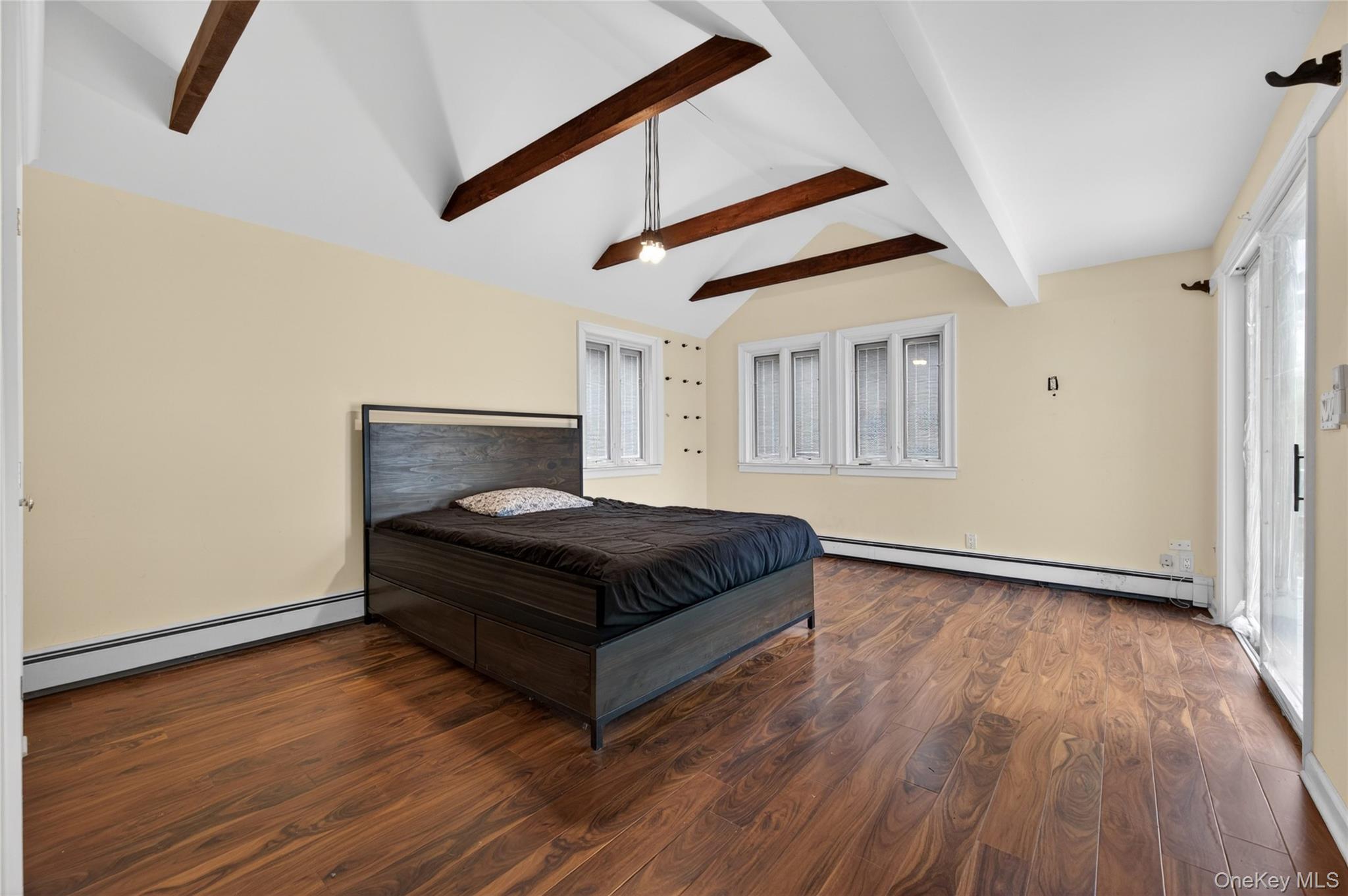 161 Greenway W, New Hyde Park, NY, 11040 - 物件實景