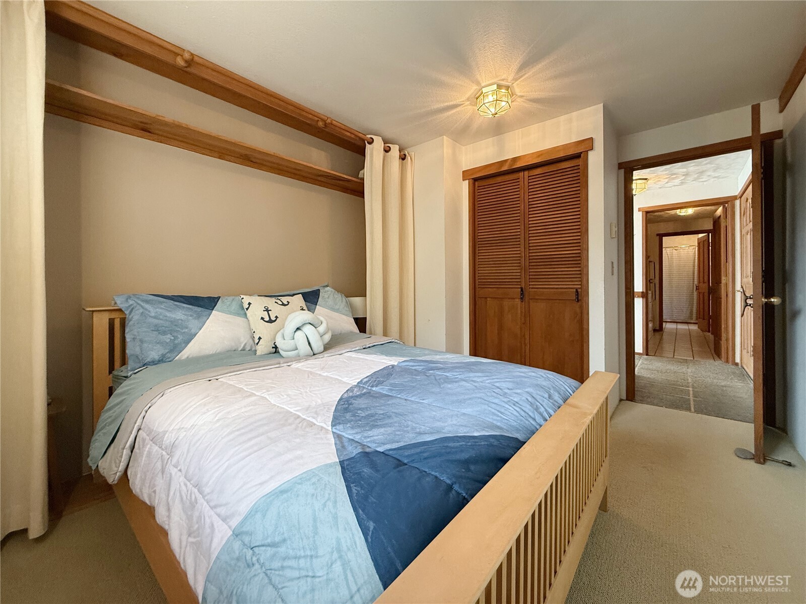 Hat Island, Washington, 98206, United States, 2 Bedrooms Bedrooms, ,2 BathroomsBathrooms,Residential,For Sale,1974776